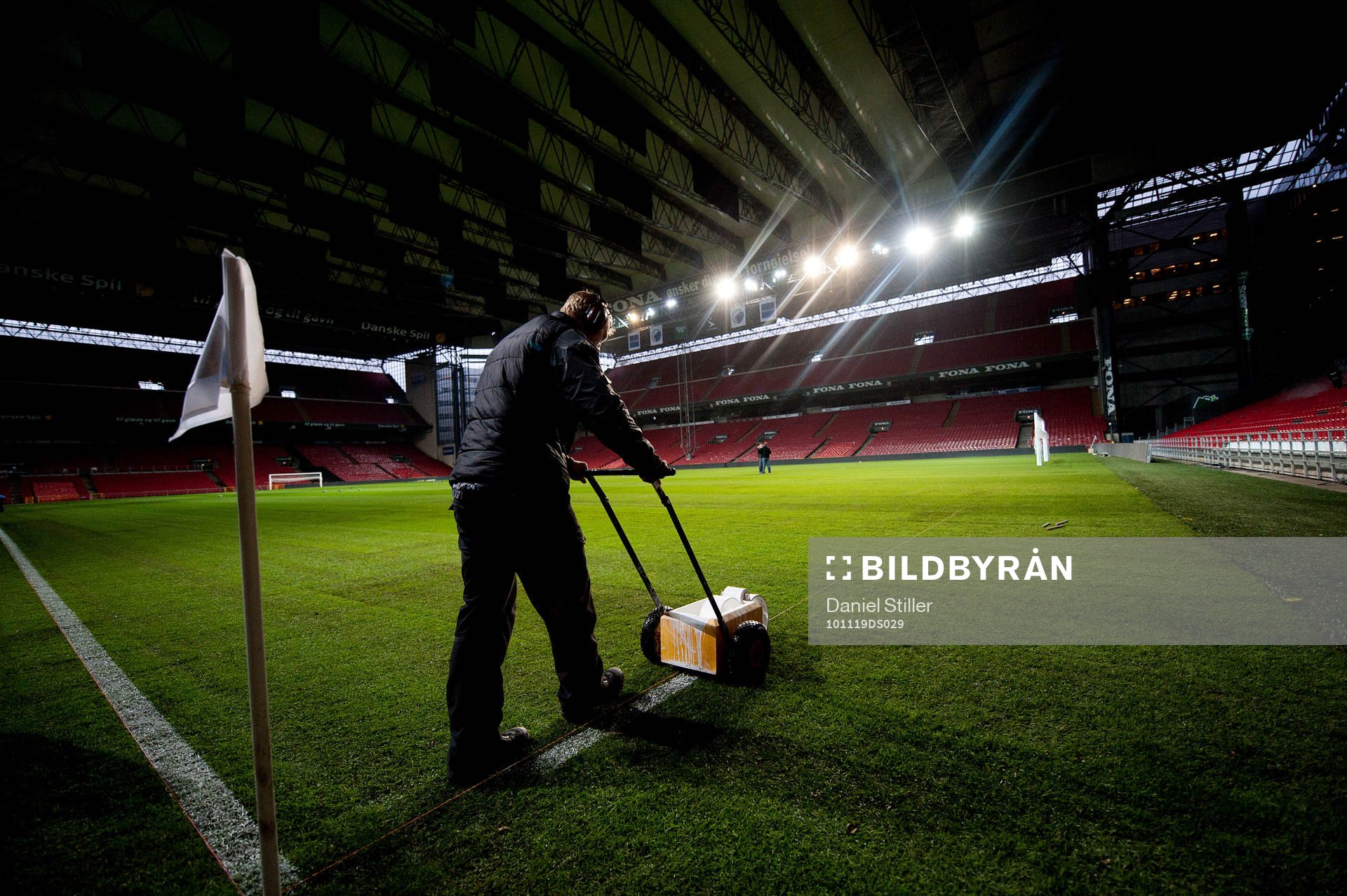 Nya linjer på Parken, arena, stadion
