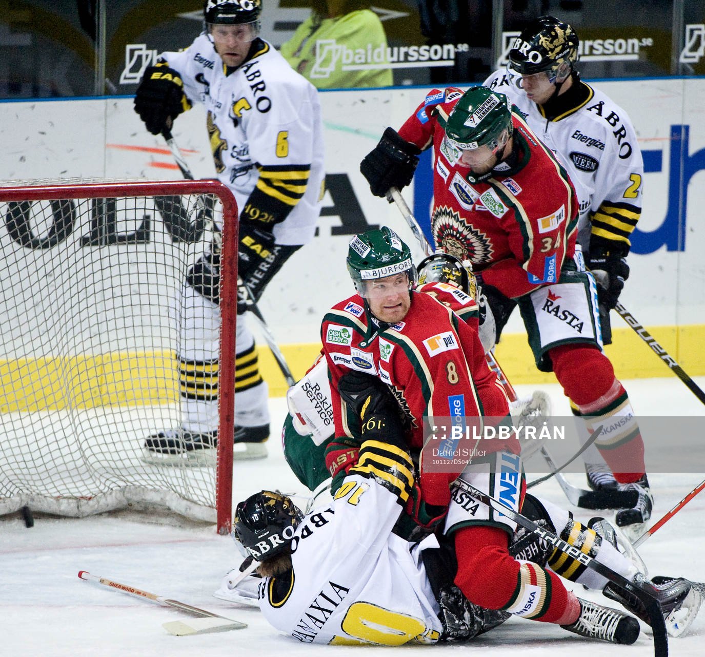 Johannes Salmonsson, AIK, gör 1-1, Ville Mäntymaa,