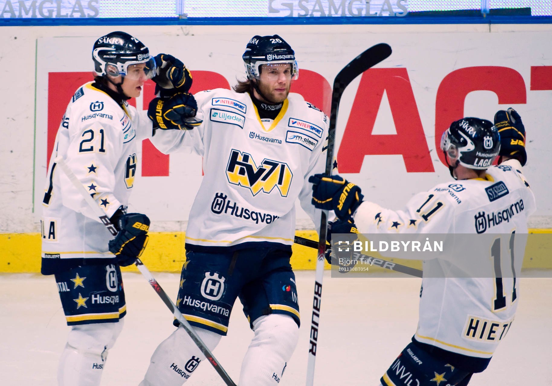 Pasi Puistola, Kamil Piros och Juuso Hietanen, HV71