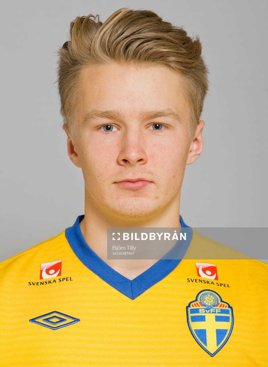   Jacob Une Larsson, Sverige.