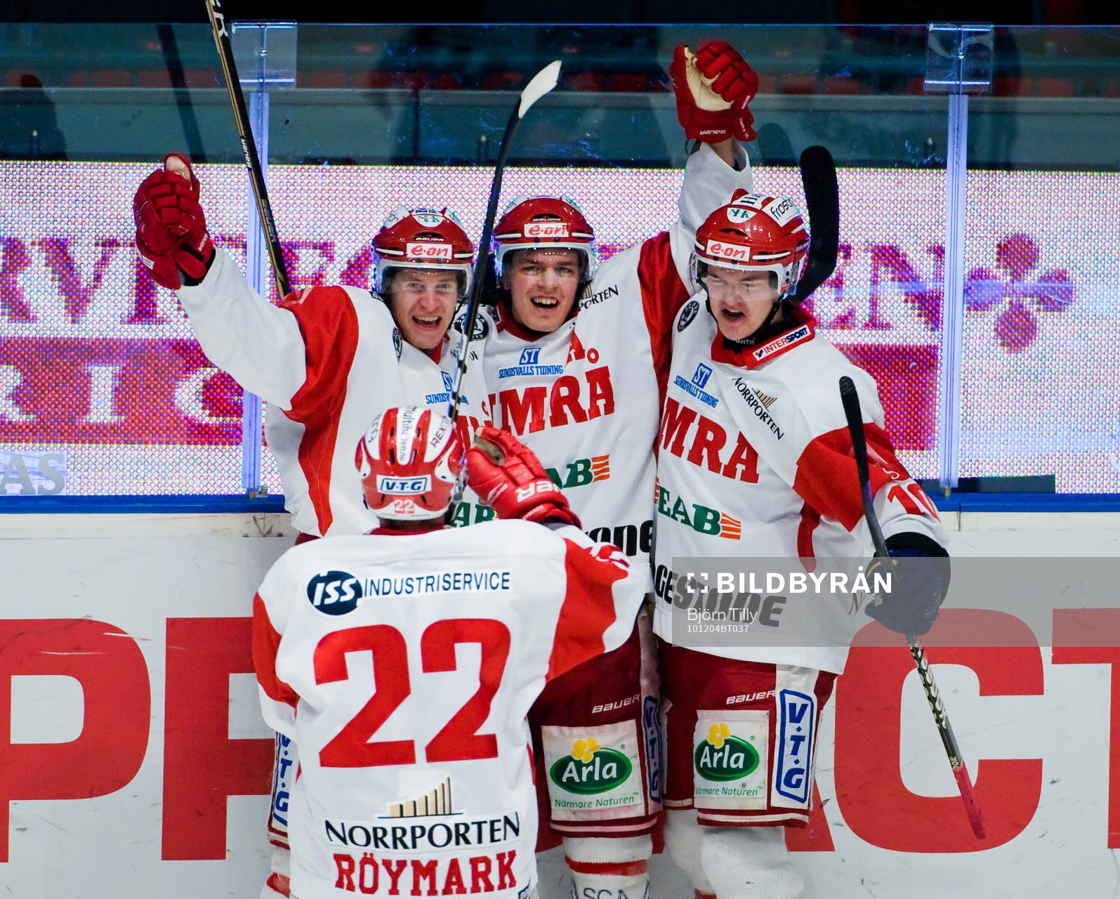 Anton Axelsson och Anton Lander och Marcus Högström,