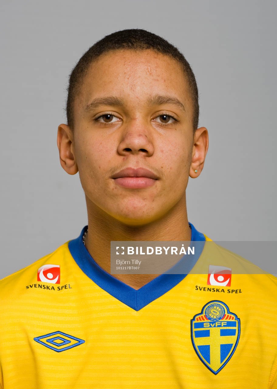 Kanteh Hellberg, Sverige