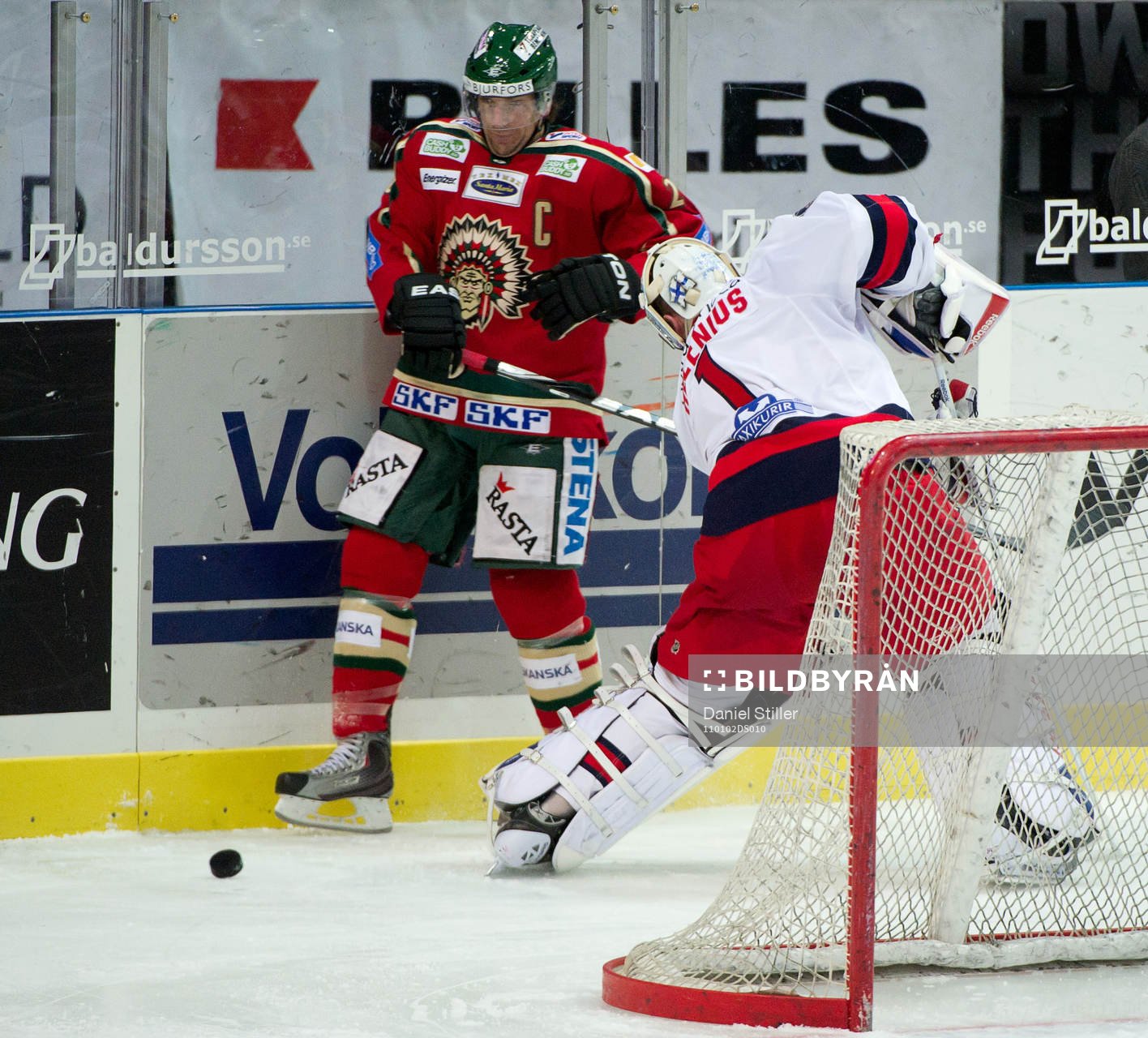 Joel Lundqvist, Frölunda och Riku Helenius, målvakt