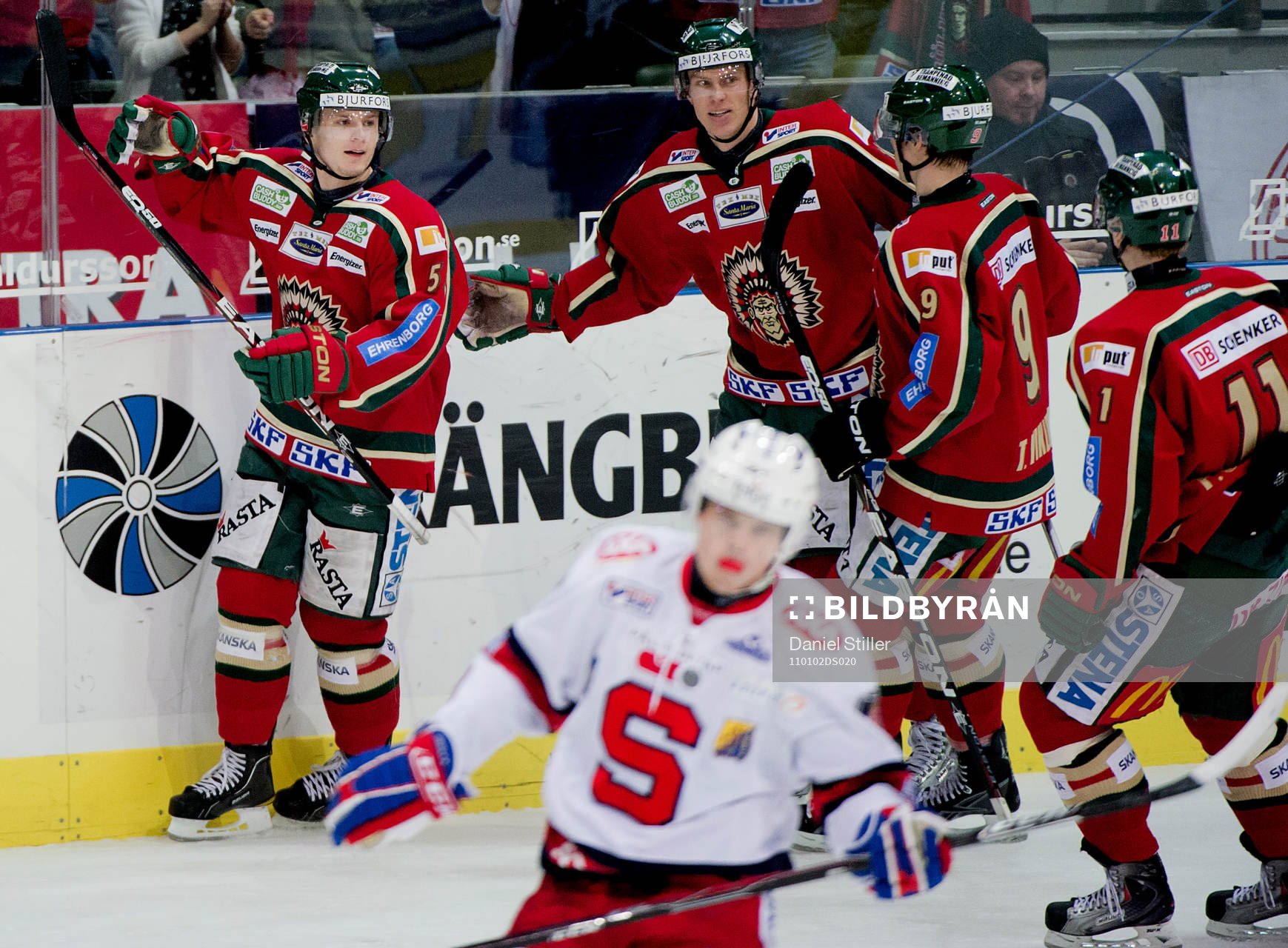Nicklas Lasu, Frölunda, gör 2-0. Jubel Mikael Johansson,