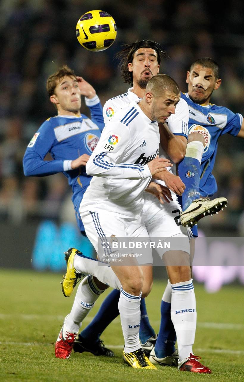  Sami Khedira och Karim Benzema, Real Madrid och Rafa Lopez och Daniel Cata Diaz, Getafe