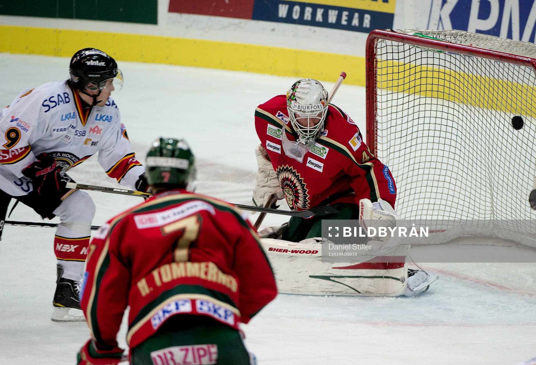 Sebastian Enterfeldt, Luleå, gör 1-3, bakom Johan