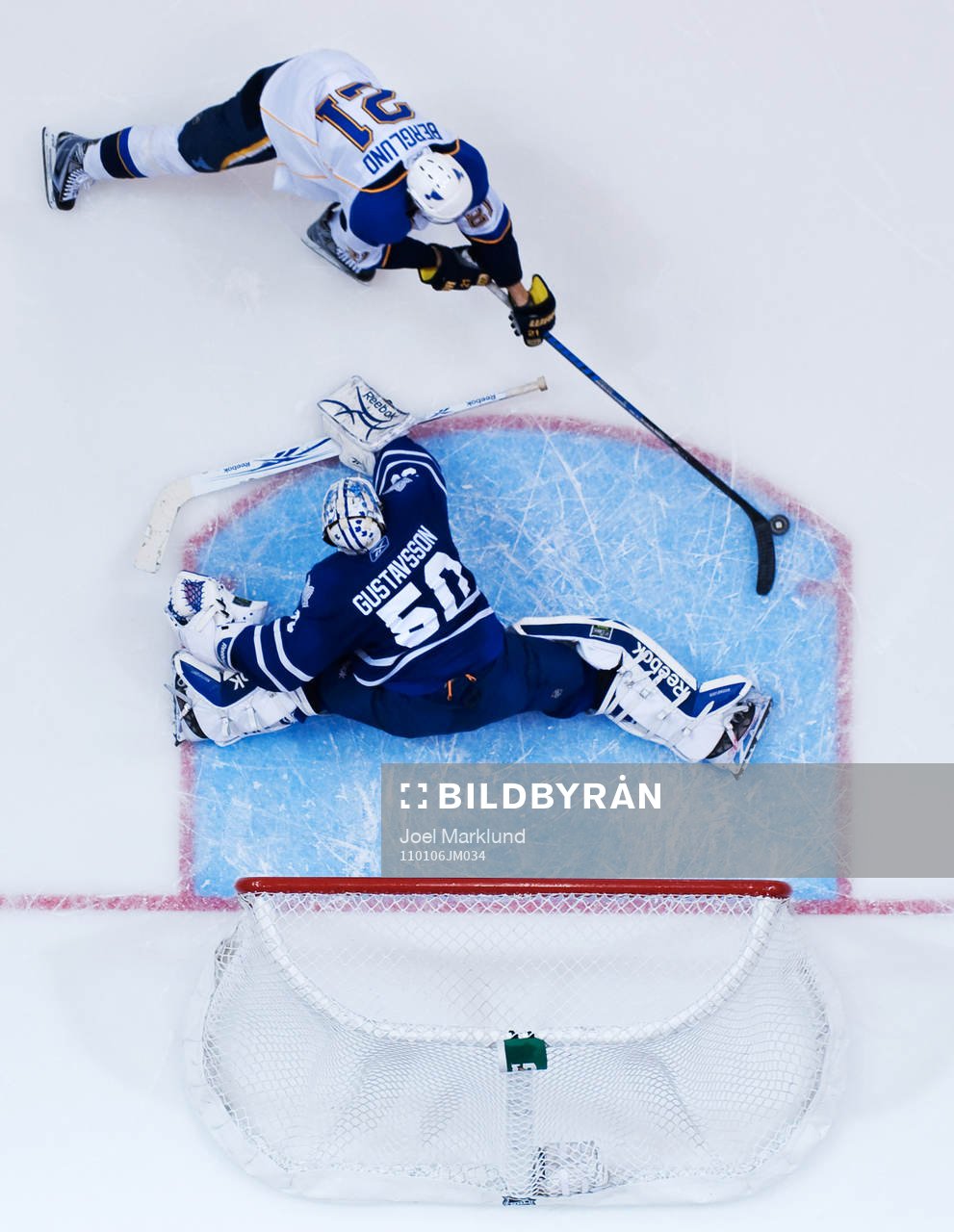 Jonas Gustavsson, målvakt, Toronto, räddar