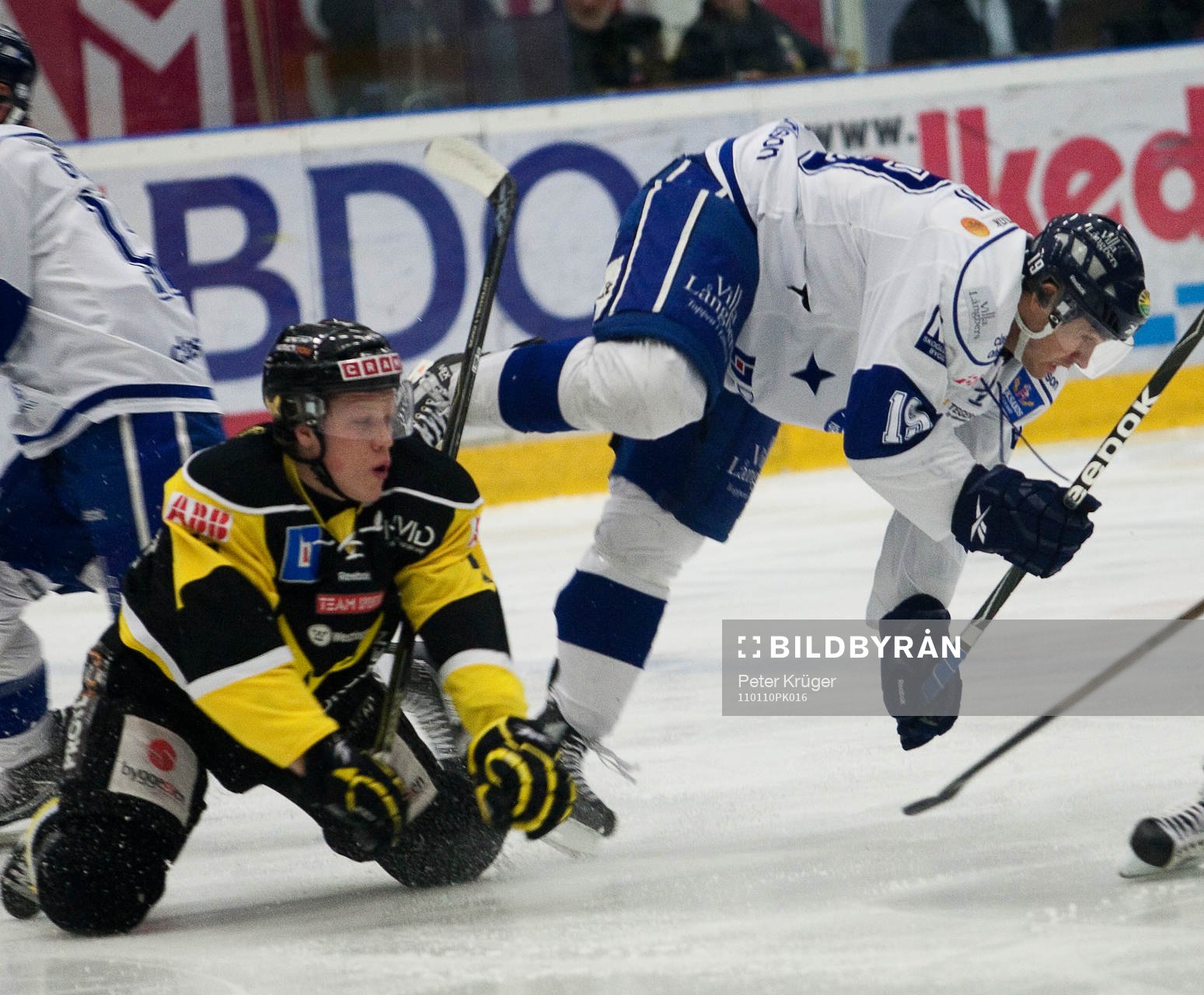 Jared Aulin, Leksand åker på en tackling av Niclas