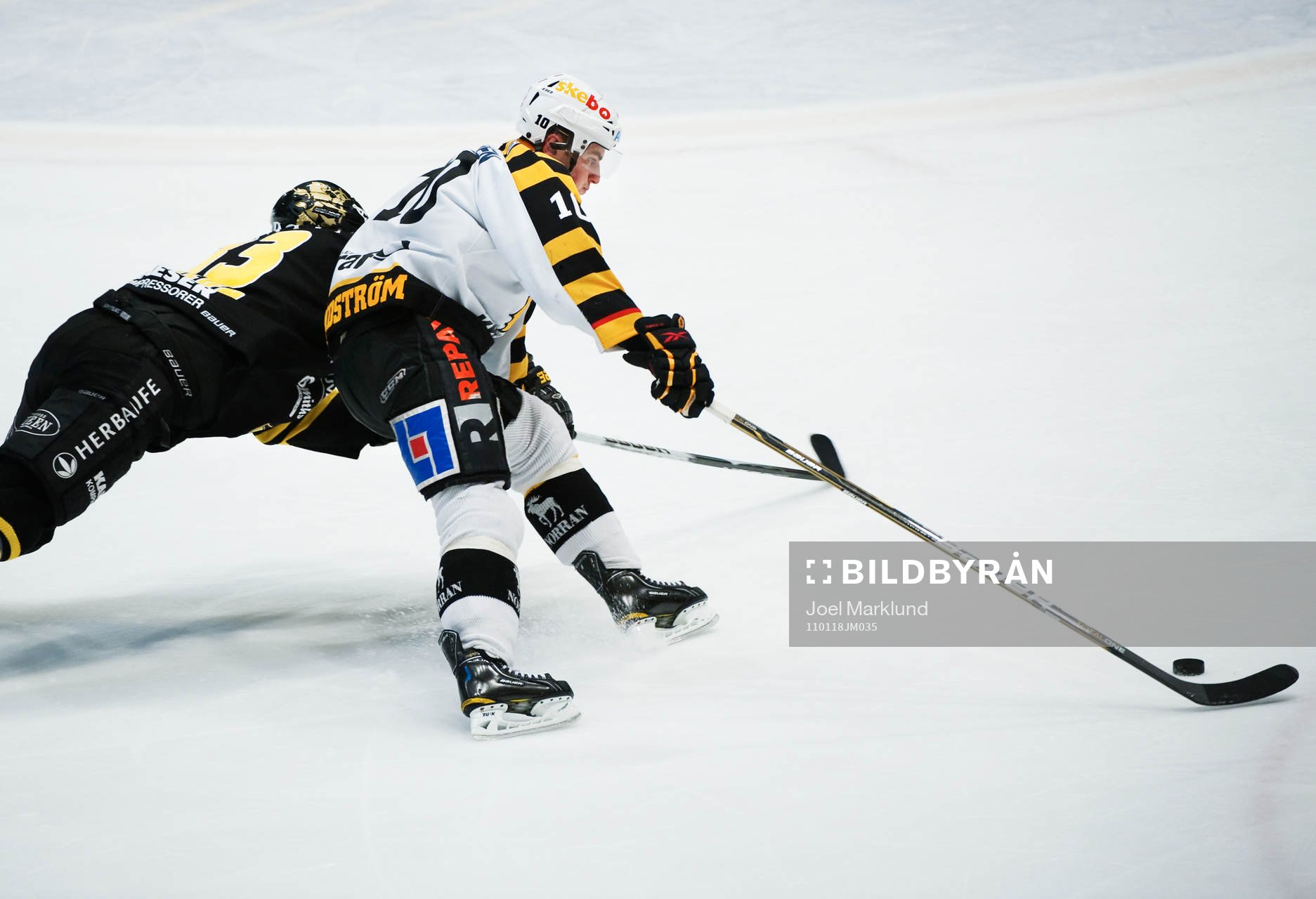 David Engblom, AIK, slänger sig