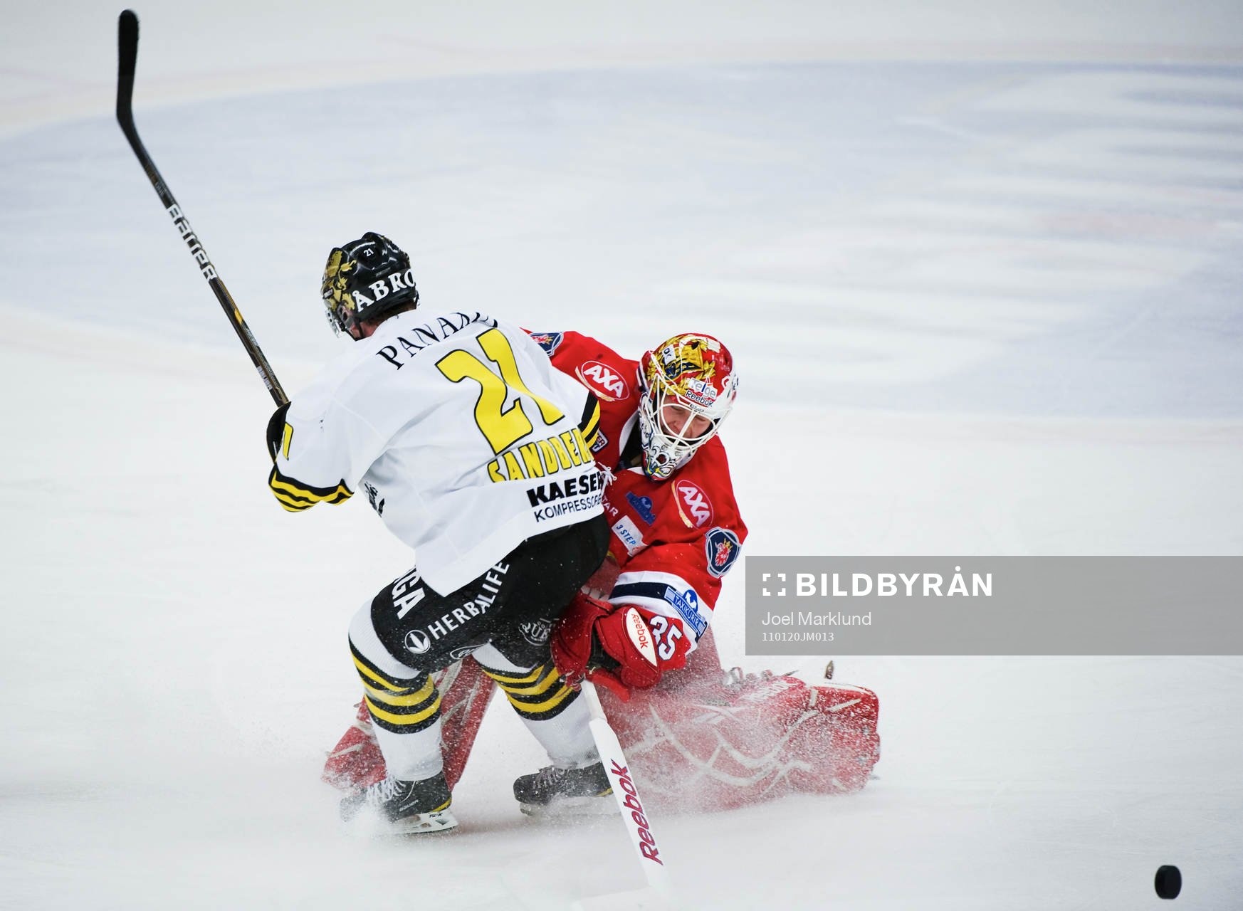 Christian Sandberg, AIK, kör över Pontus Sjögren,