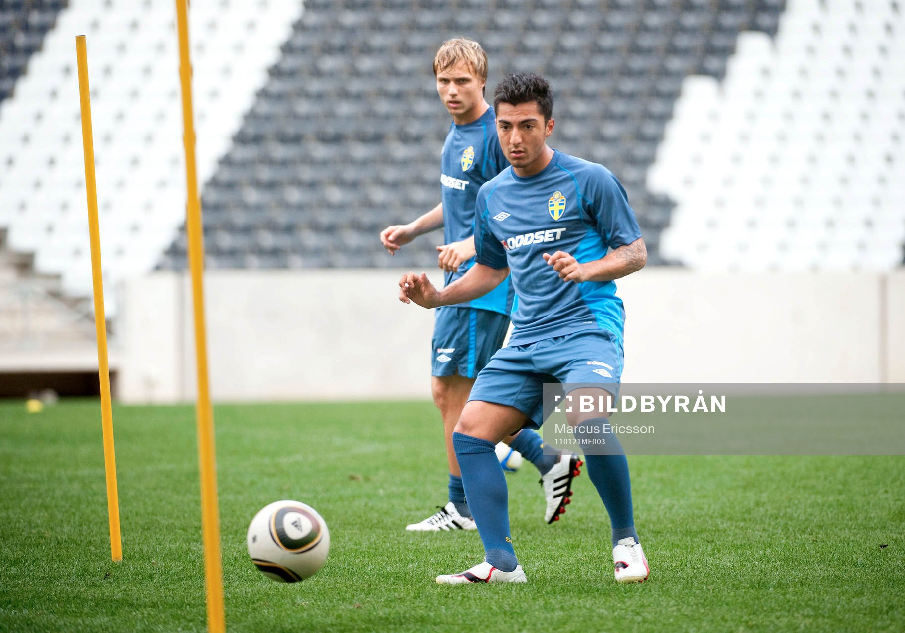 Jiloan Hamad Träning på Mbombela Stadium i Nelspruit