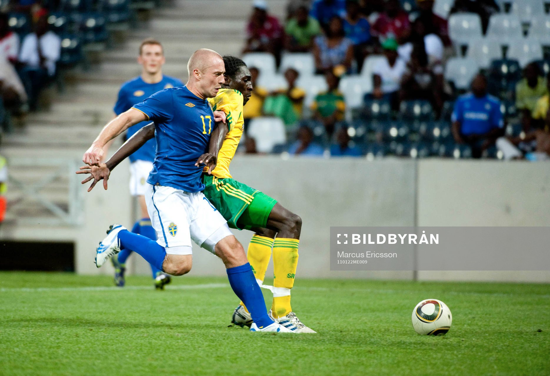 Daniel Larsson, Sverige
