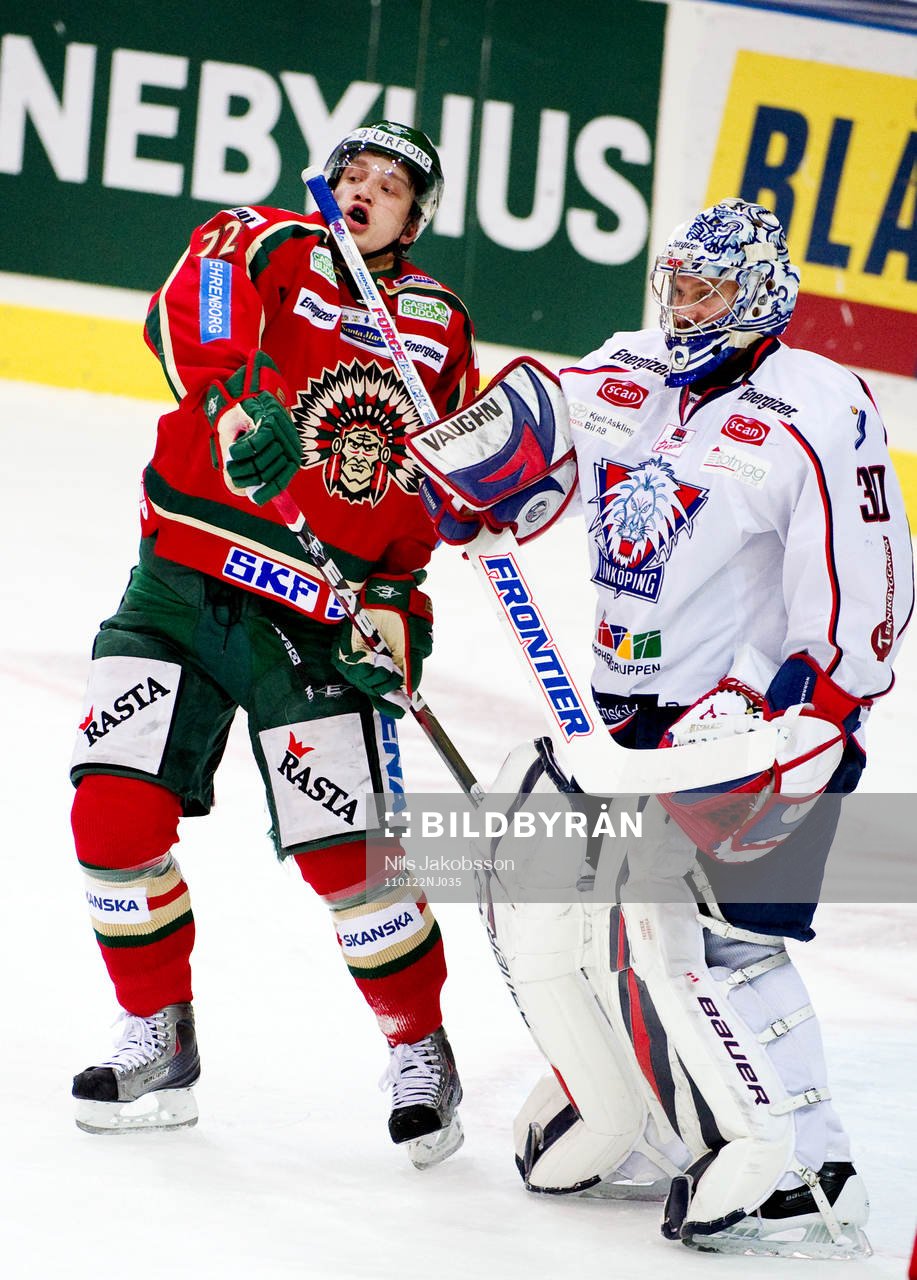 Toni Koivisto, Frölunda, och Fredrik Norrena, målvakt,