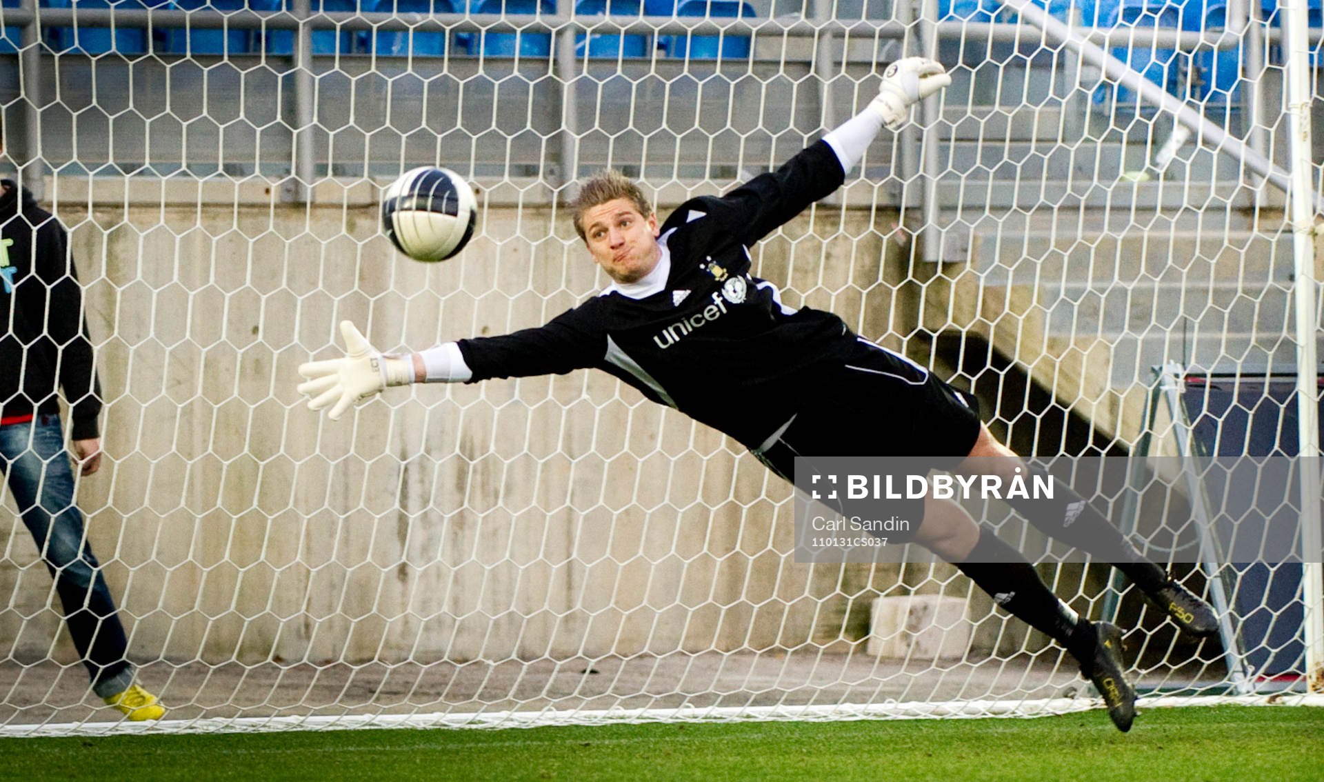 Michael Tørnes, målvakt, Bröndby
