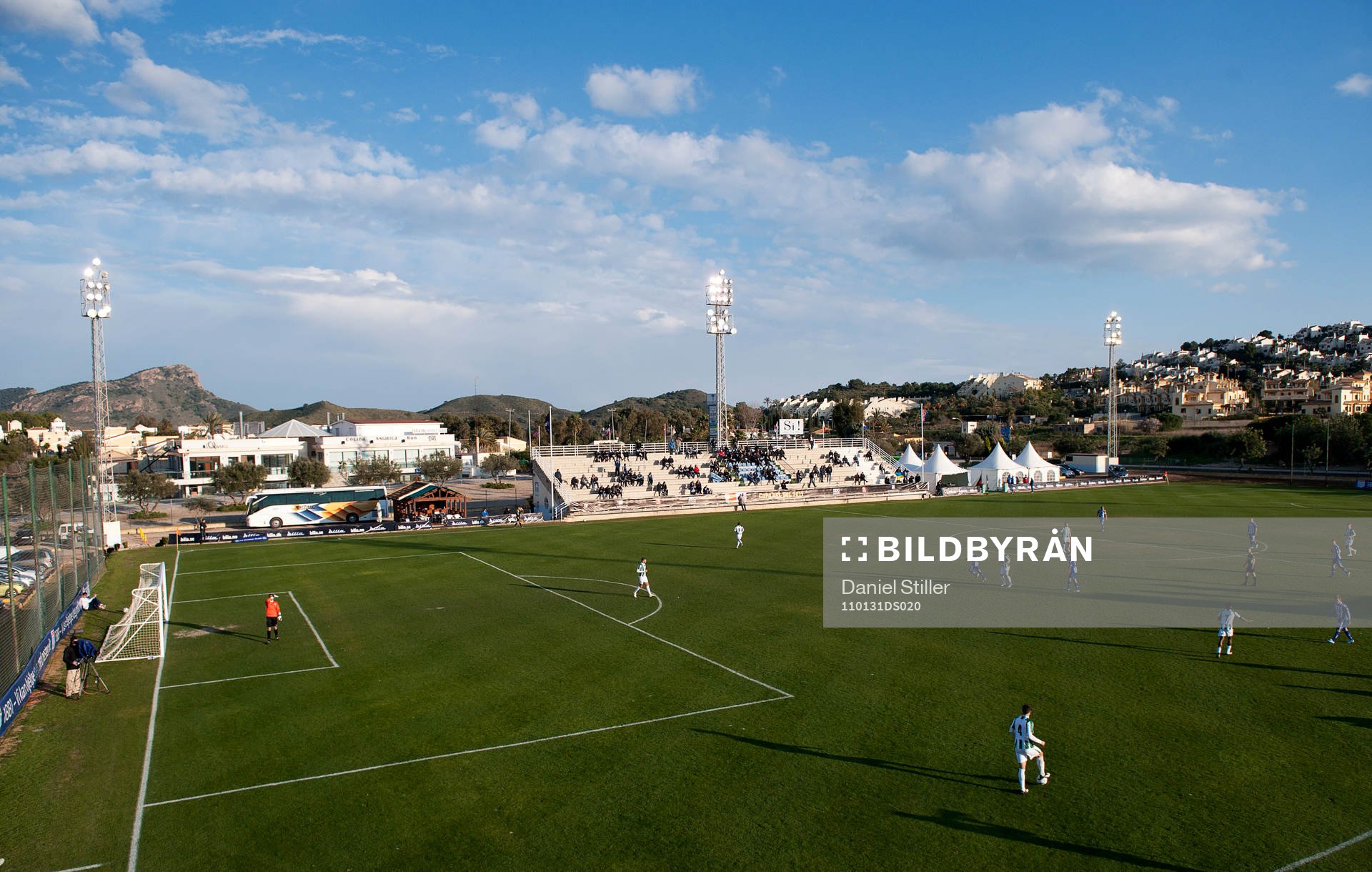 La manga sports club, IEC