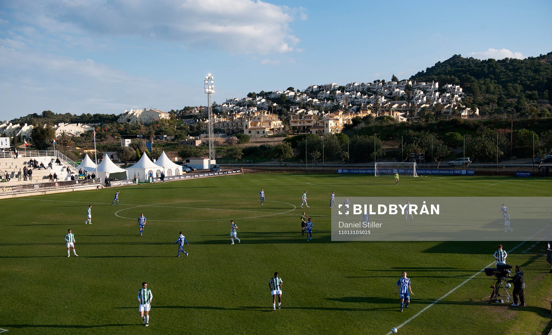 La manga sports club, IEC