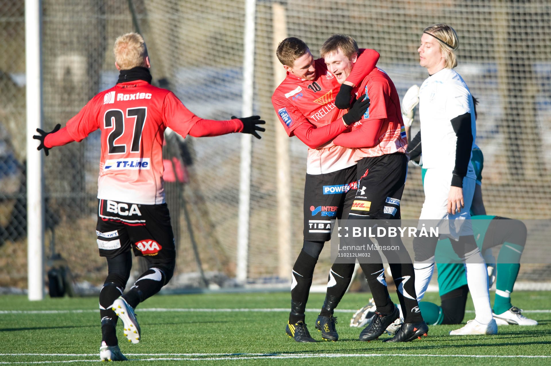 1-2 Fredrik Jensen, Trelleborg, som överlistar Dusan