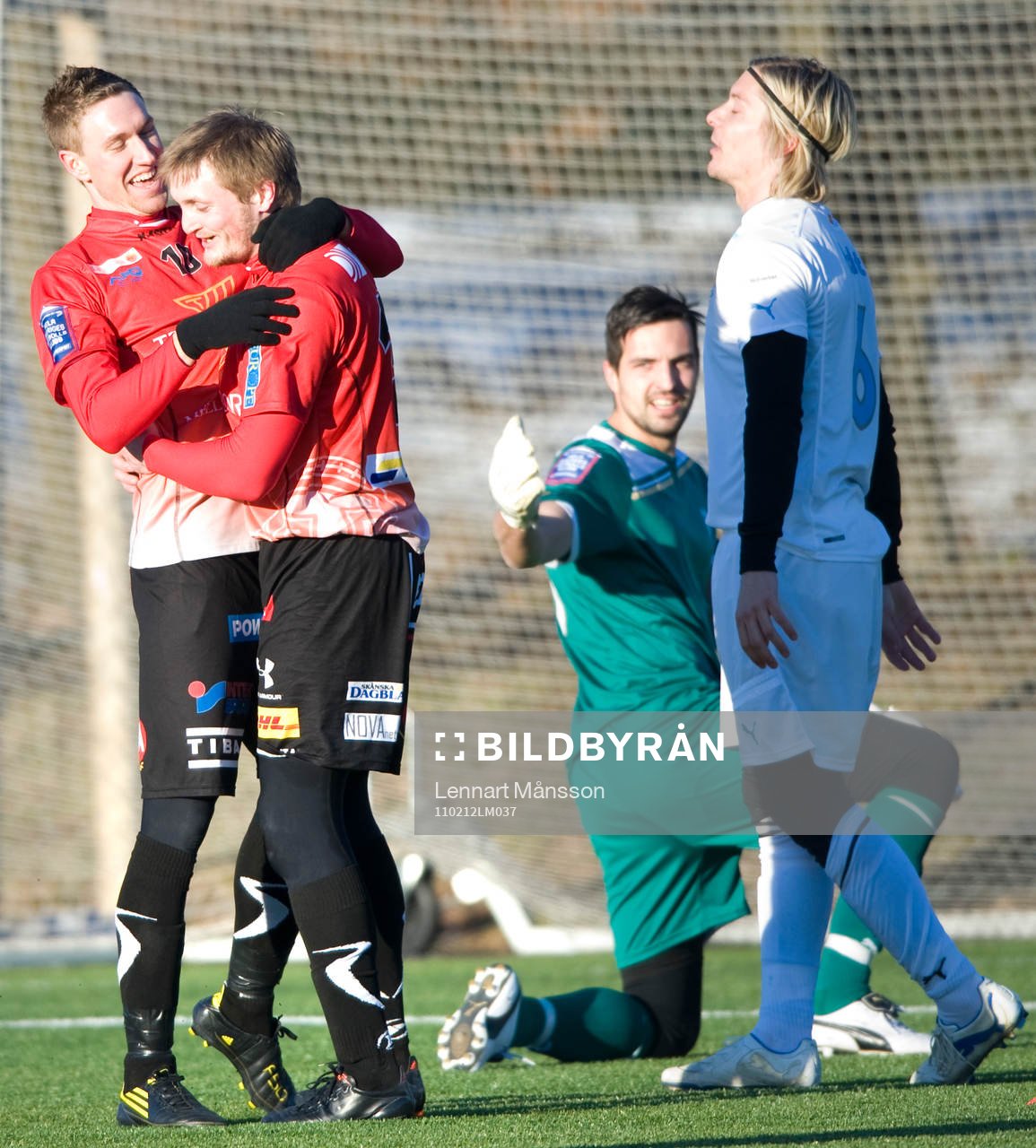 1-2 Fredrik Jensen, Trelleborg, som överlistar Dusan