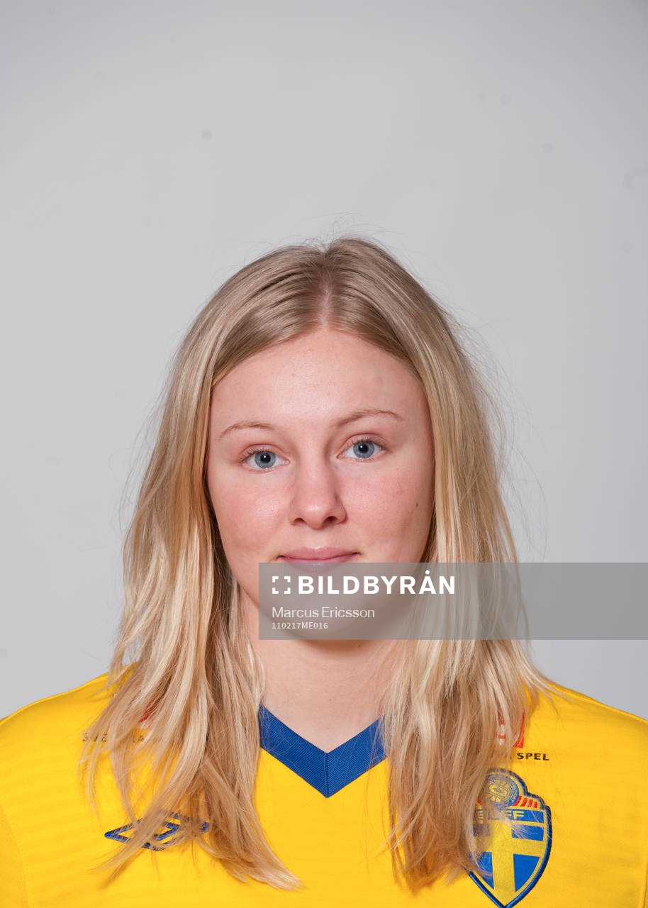 Porträtt, Elin Hallin