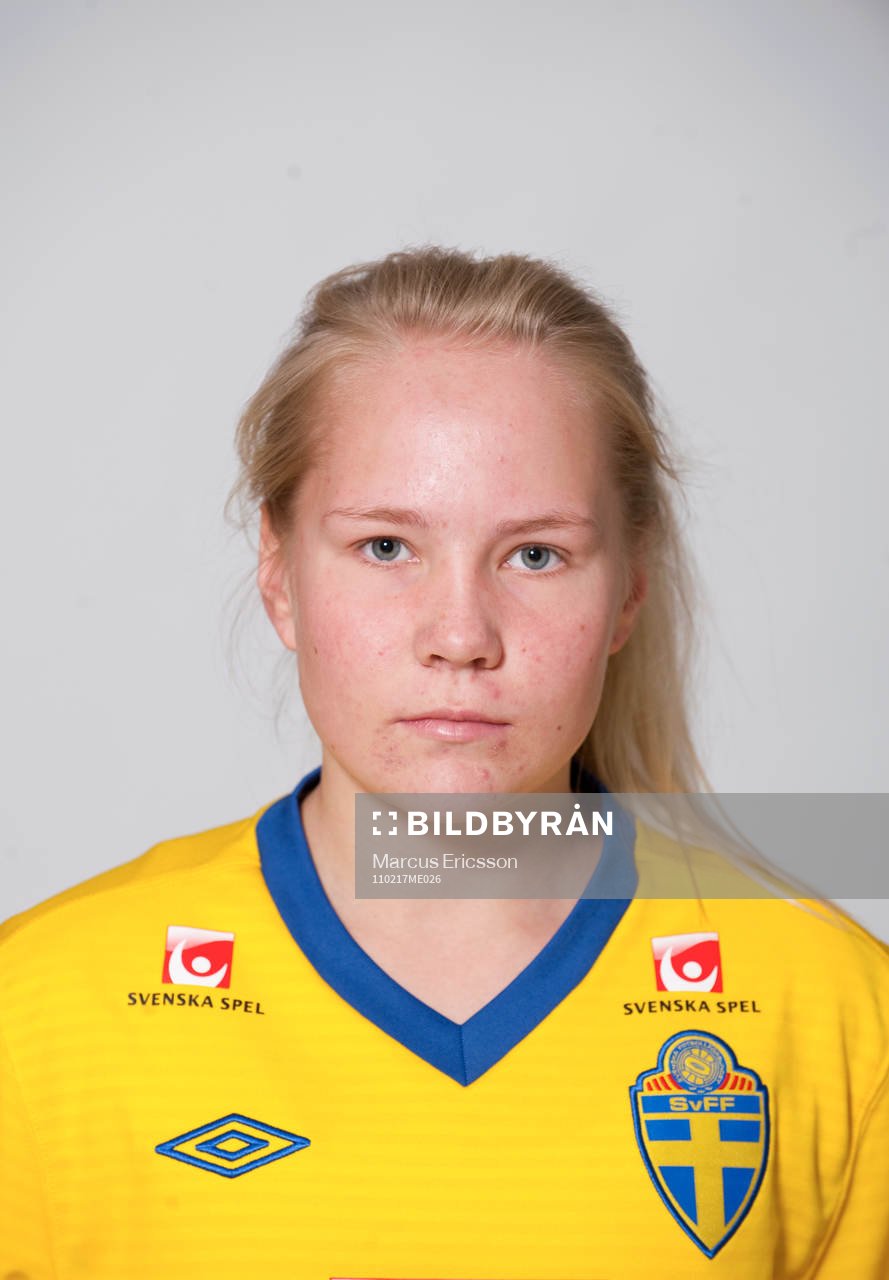 Porträtt, Ellen Karlsson