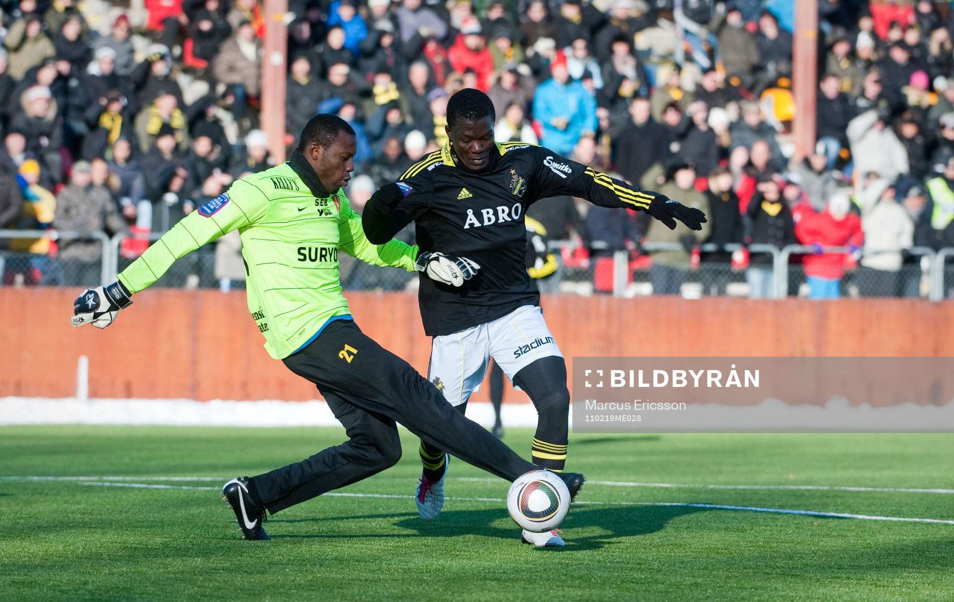 Teteh Bangura, AIK fintar Syrianskas målvakt, Dwayne Miller