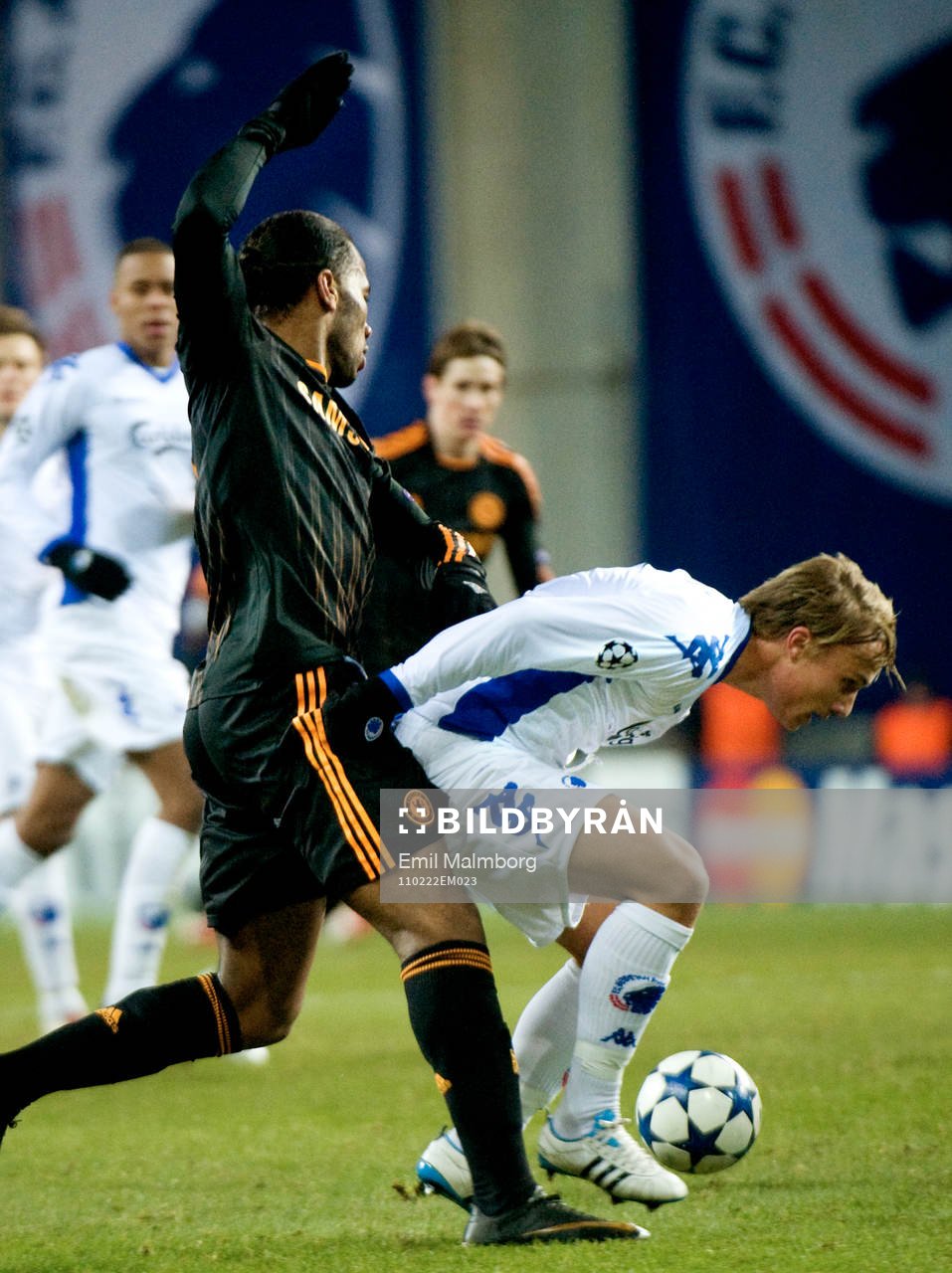  Pierre Bengtsson, Köpenhamn mot Didier Drogba, Chelsea       