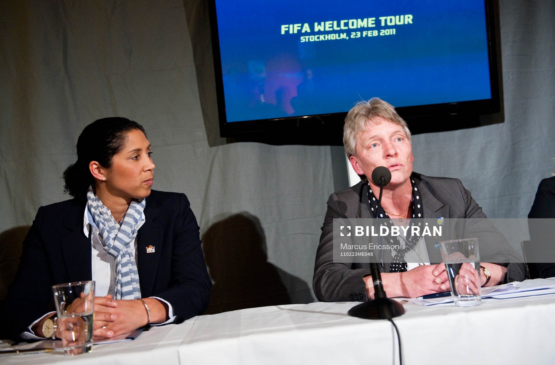  Fifa Official Countdown Event inför Dam Fotbolls VM i Tyskland. Susanne Erlandsson,  Steffi Jones, organisationschef.