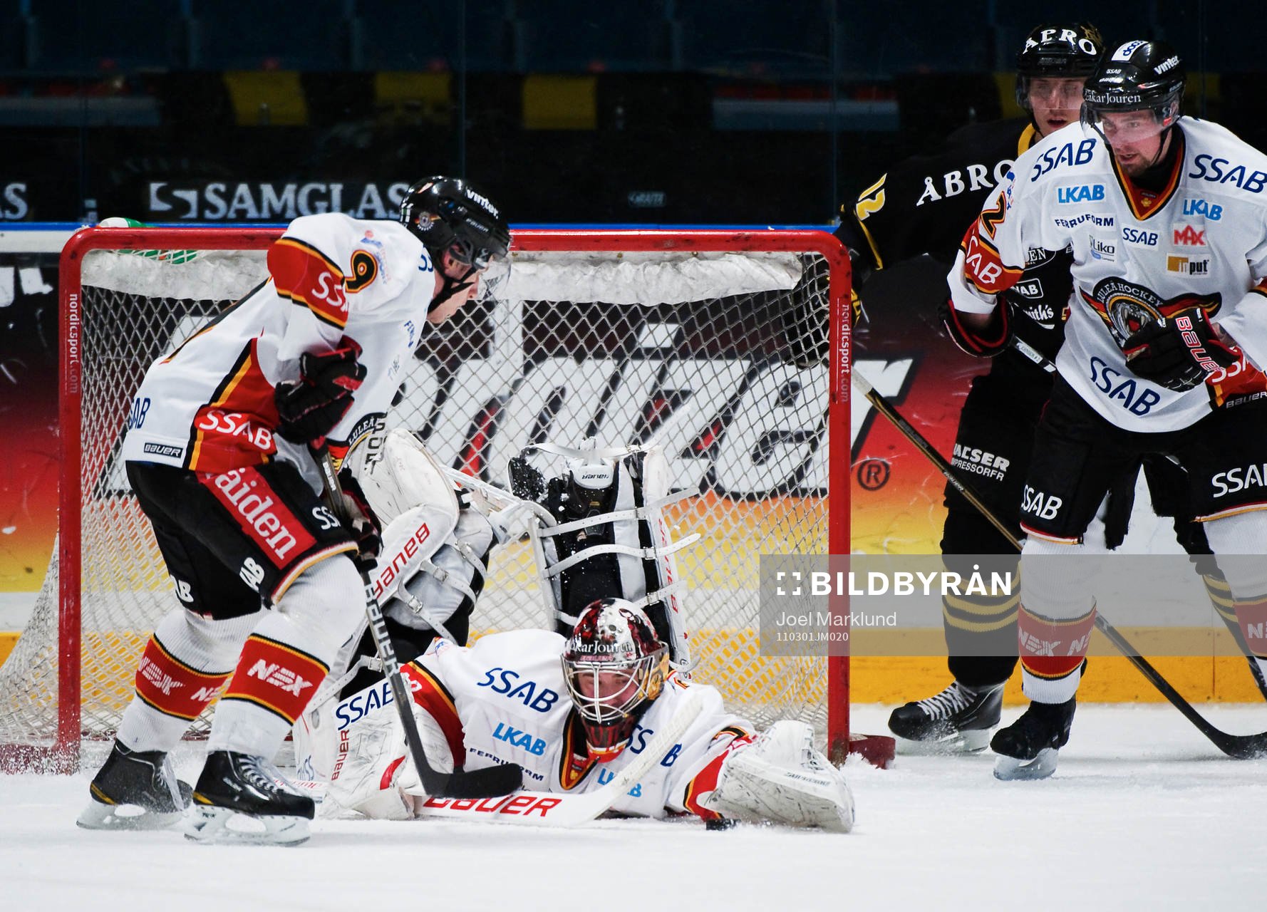 David Rautio, målvakt, Luleå, slänger sig