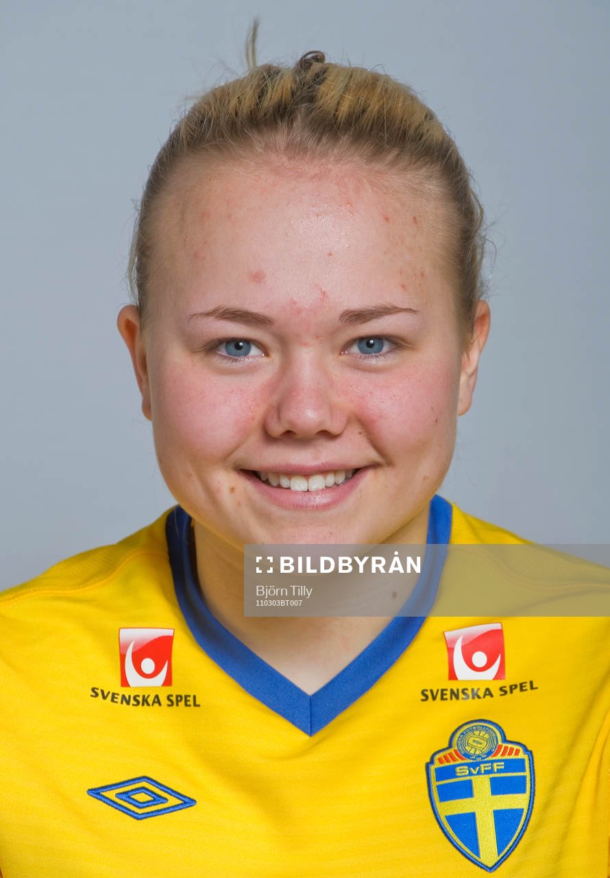 Moa Pettersson, Sverige