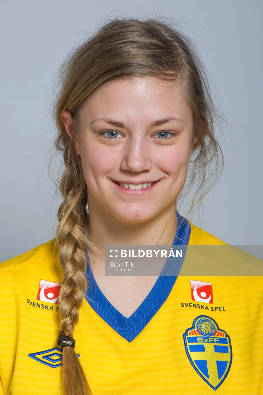 Nora Thalin, Sverige