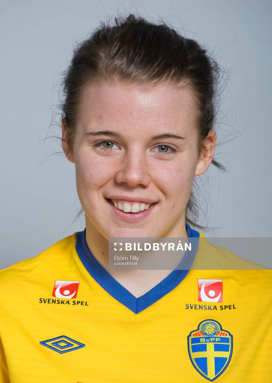 Maja Lambertsson, Sverige