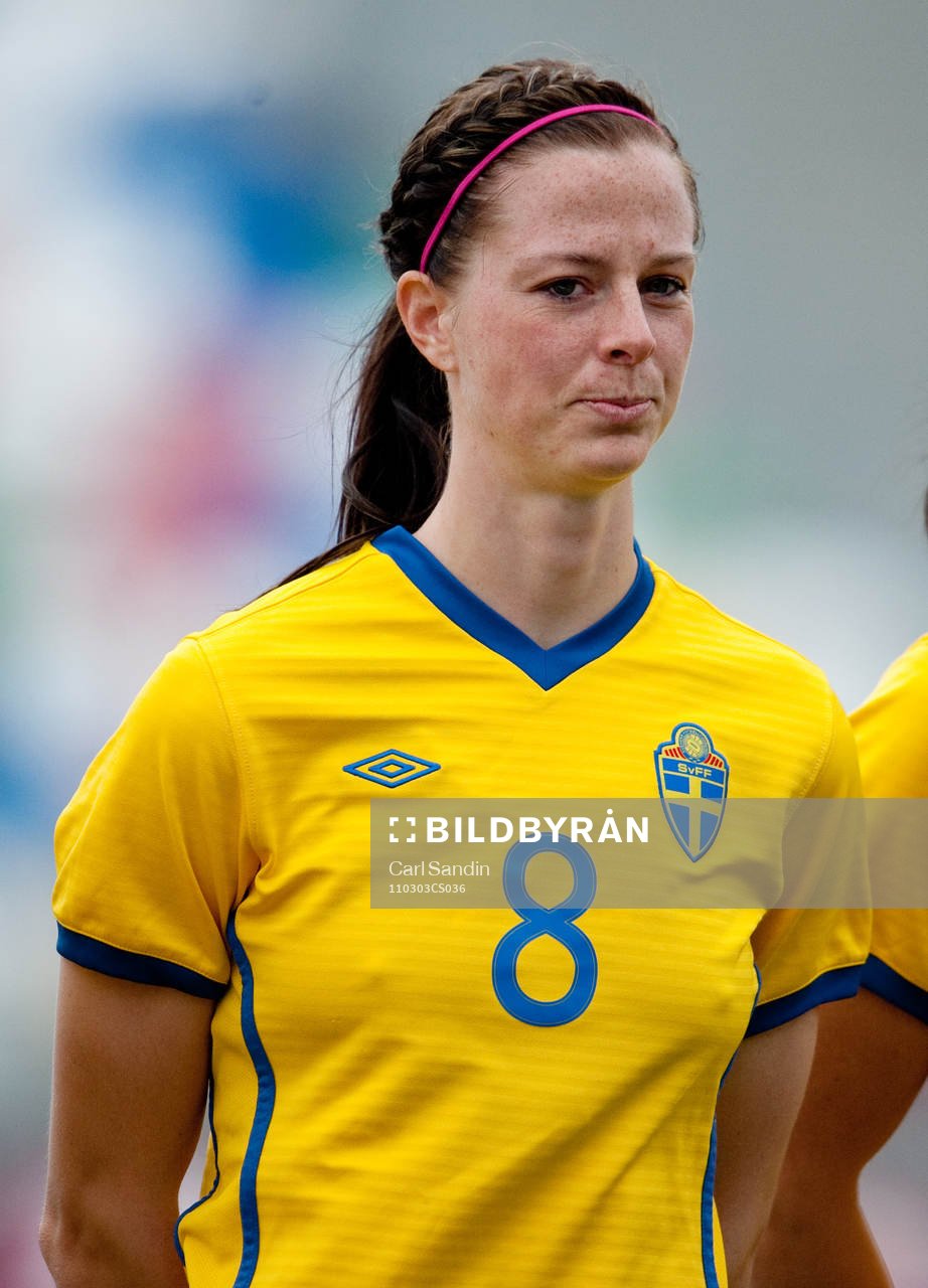 Lotta Schelin, Sverige