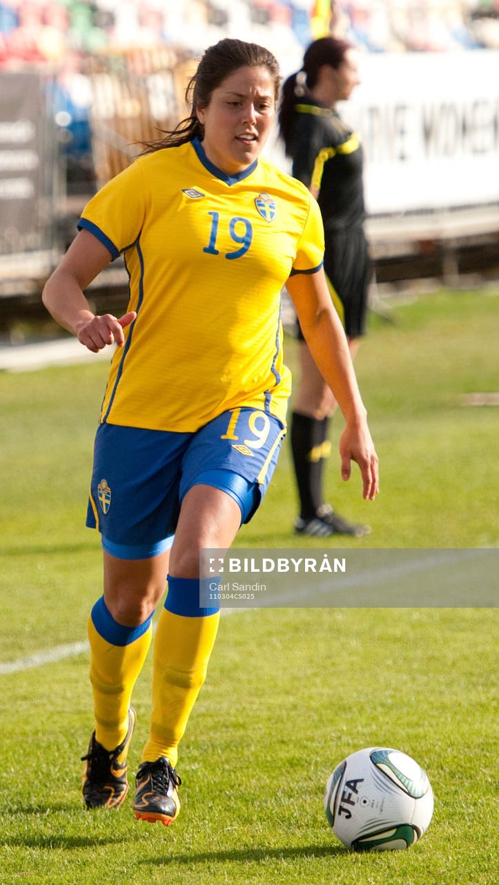 Madelaine Edlund, Sverige