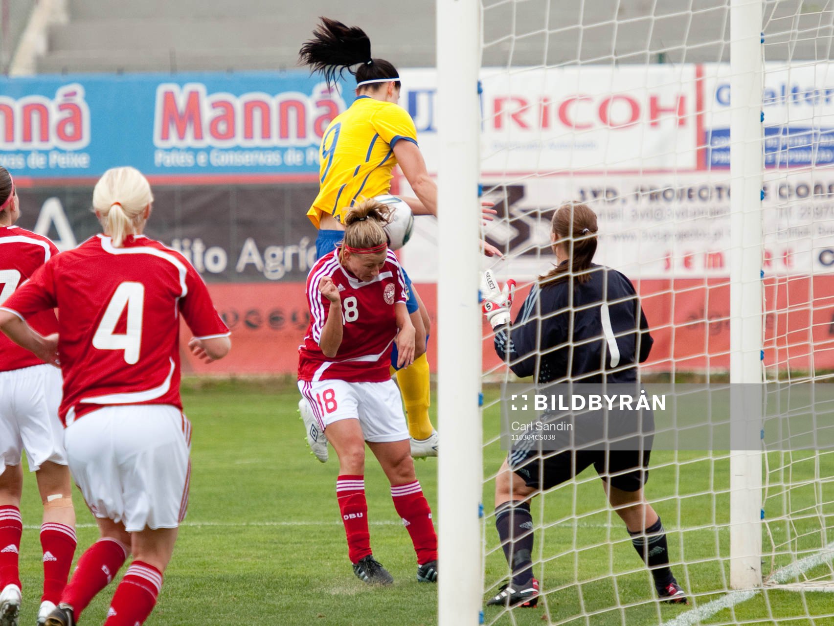 Jessica Landström, Sverige höftar in 1-0