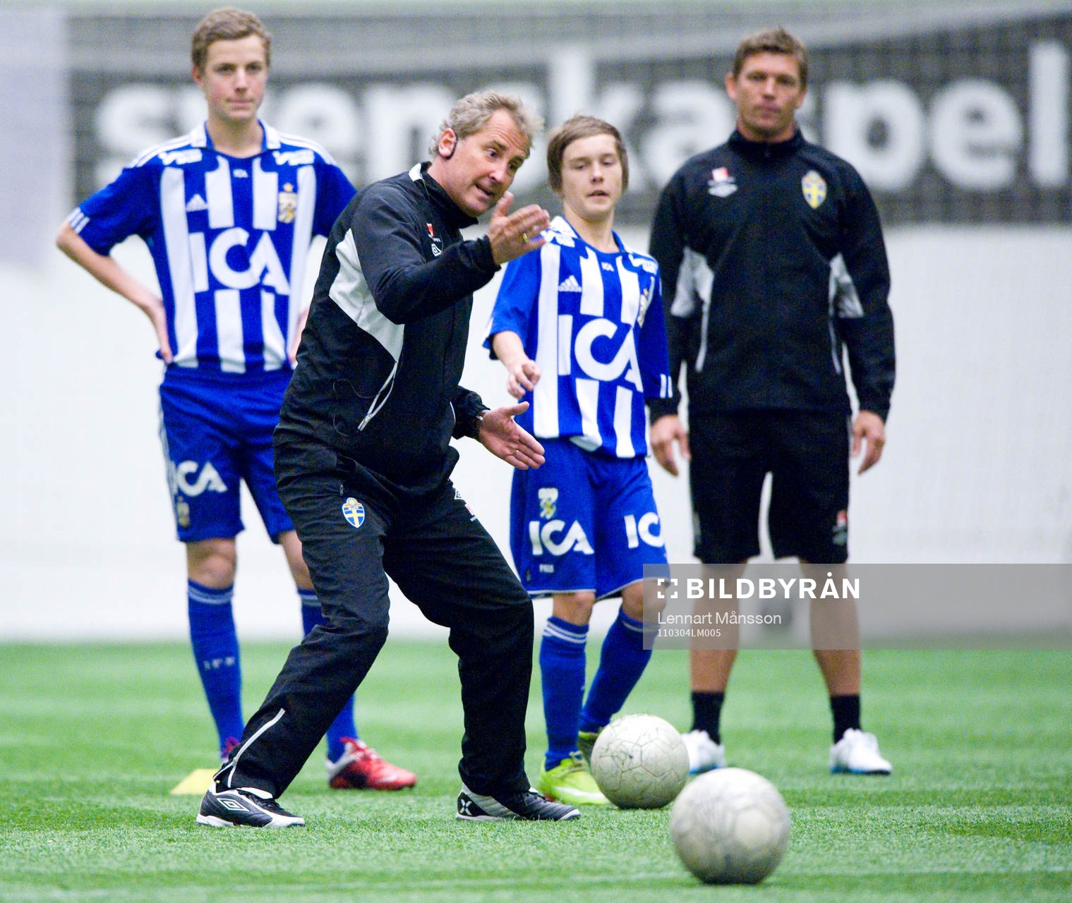 Förbundskapten Erik Hamrén och Marcus Allbäck tränade