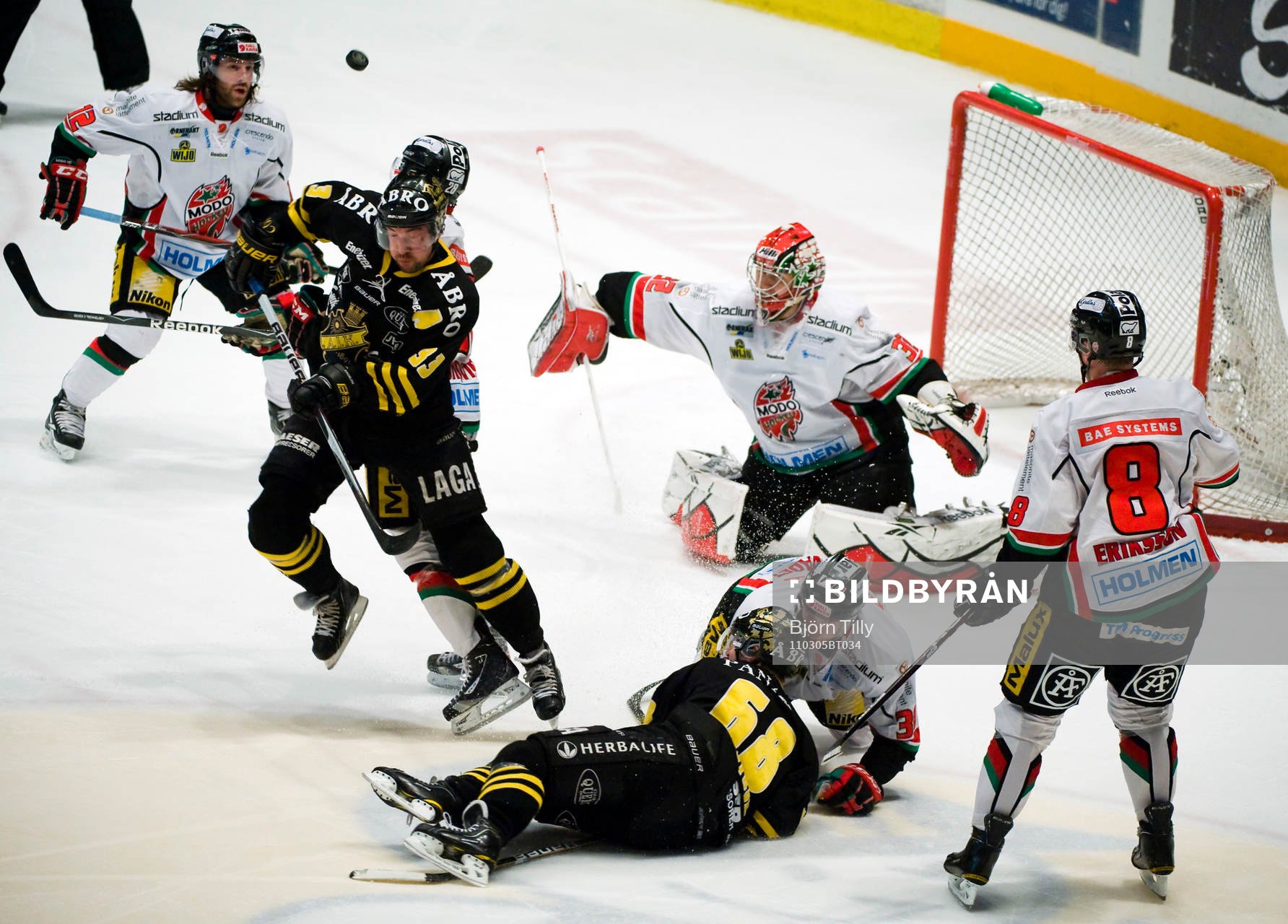 David Engblom, AIK och Tuomas Tarkki, målvakt, Modo