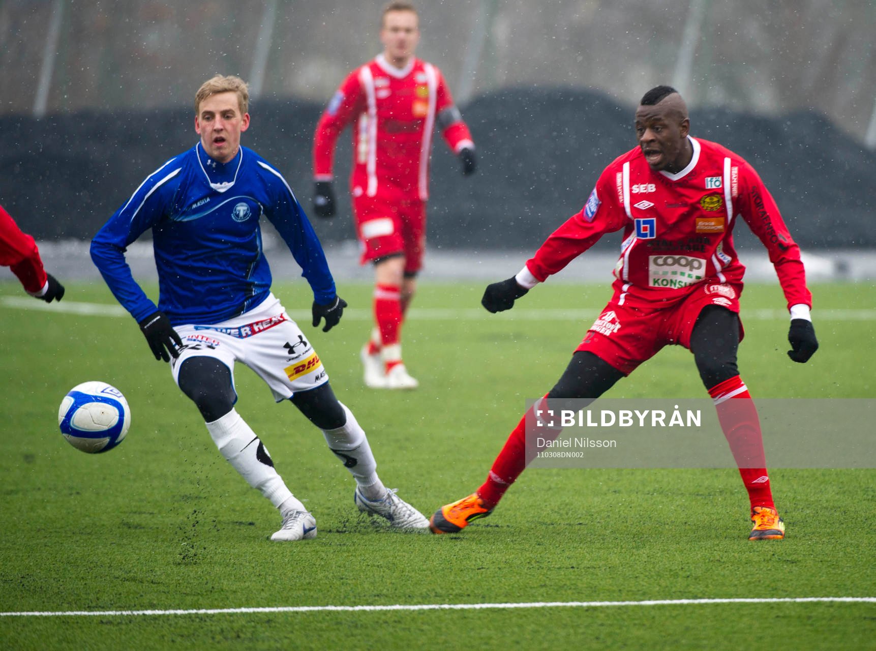 Viktor Svensson, Trelleborg och Dominique Kivuvu, Mjällby