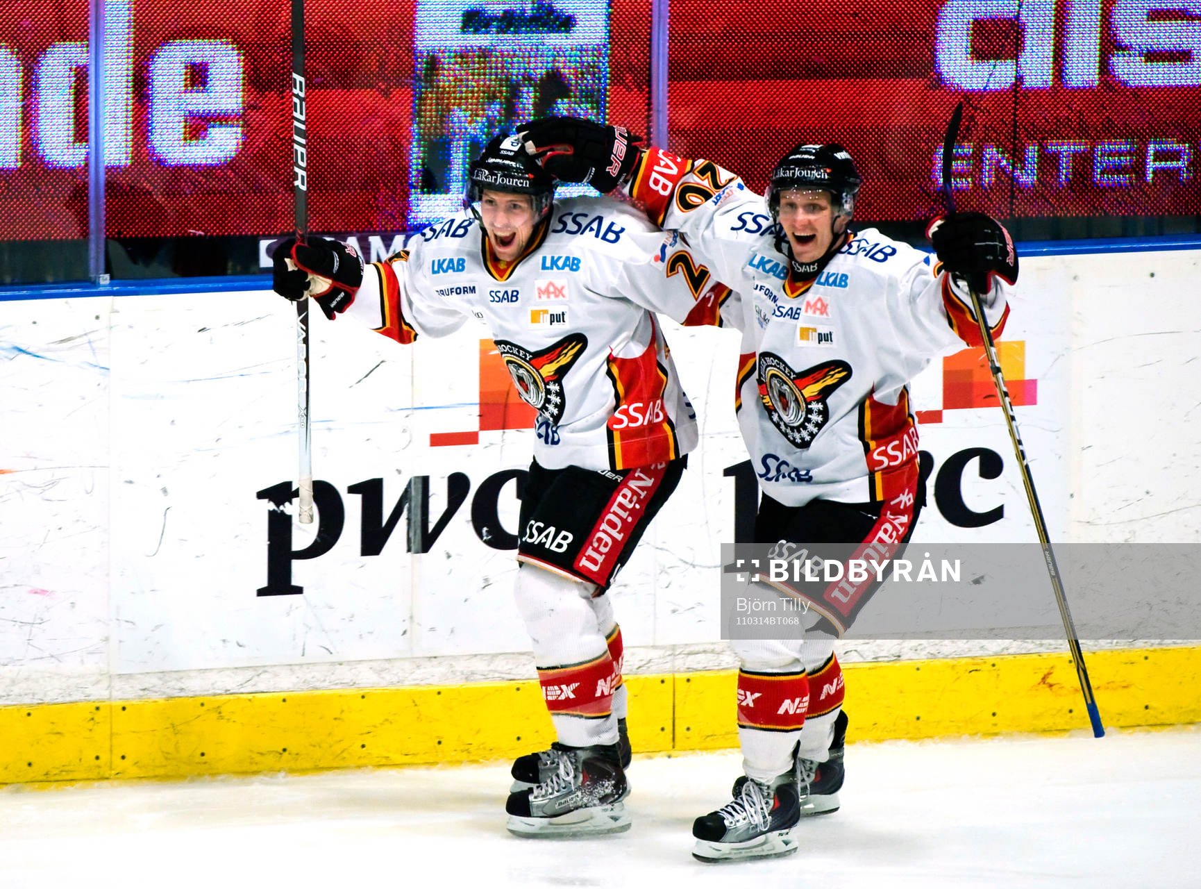 Cam Abbott och Joonas Vihko, Luleå, jubel