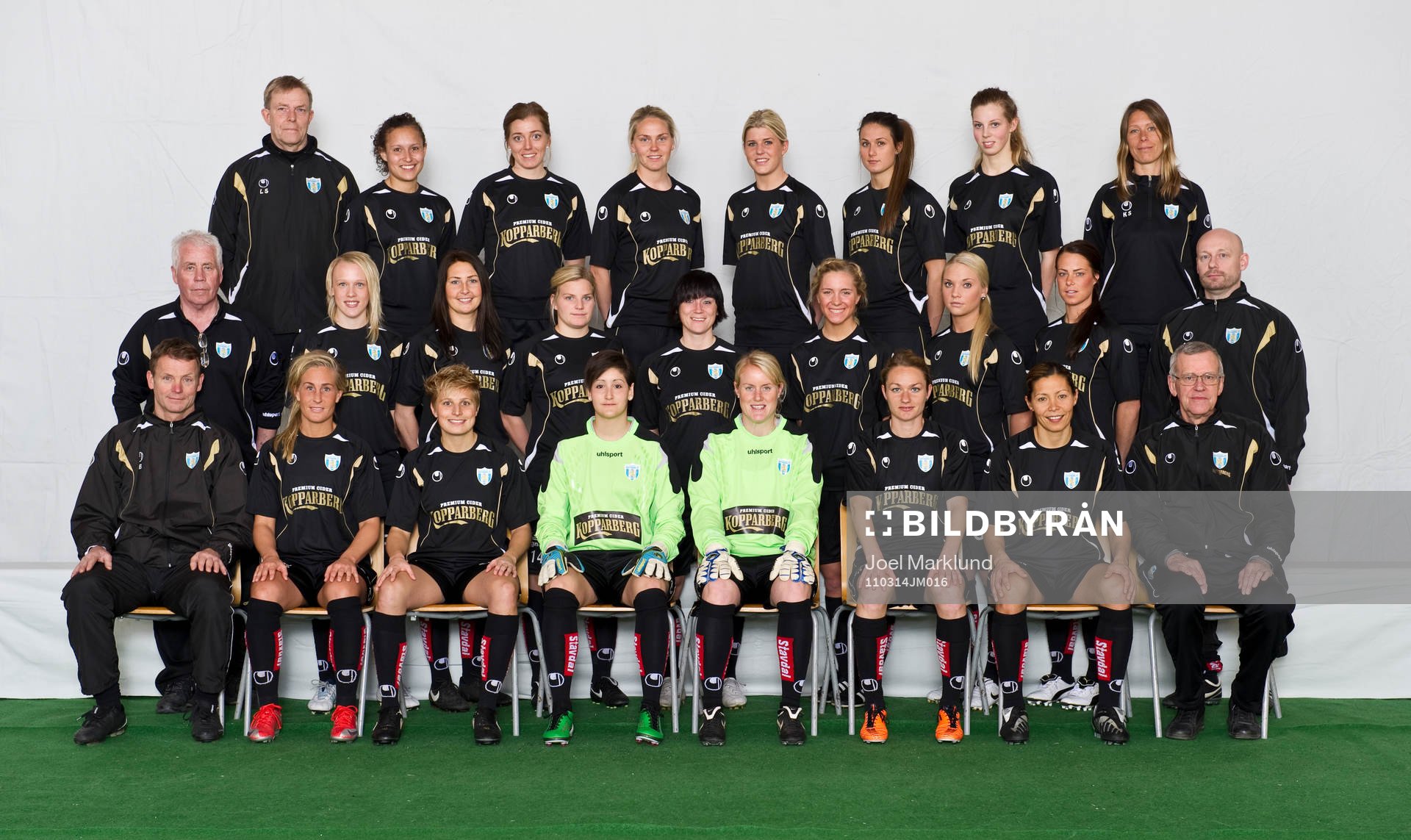 Bakre raden fr v: Lasse Svensson, lagledare, Catrine