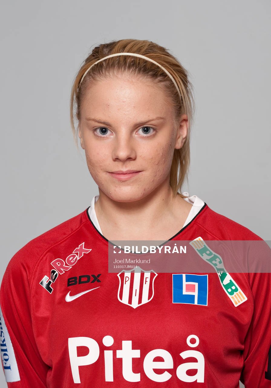 Emelie Helmvall