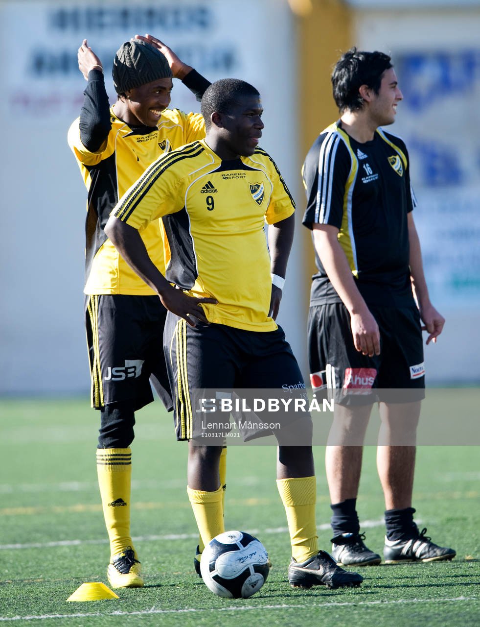 Andile, Auanda, Vladimir Barazza
