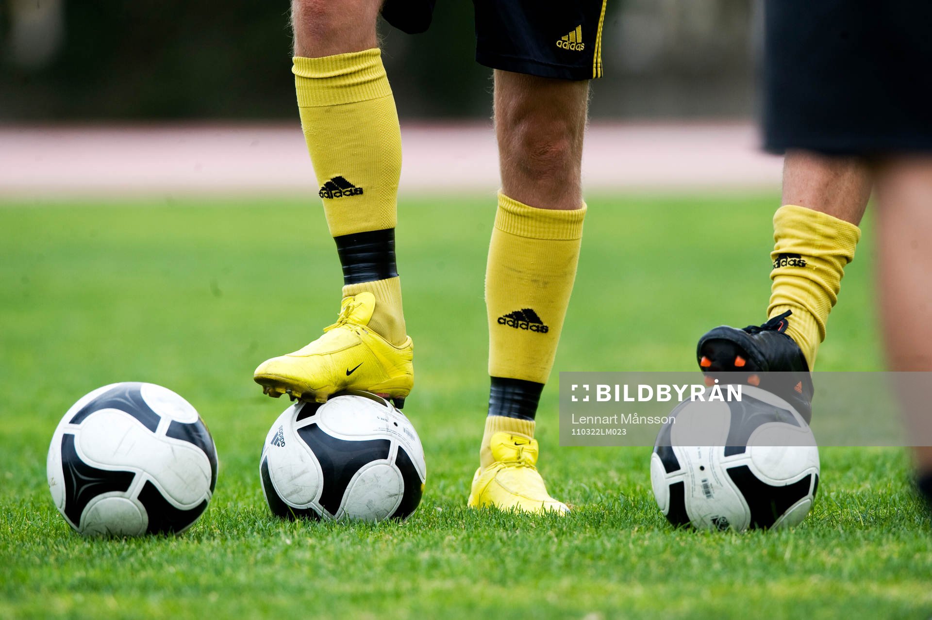 Boll, ben, fotbollsko, genre