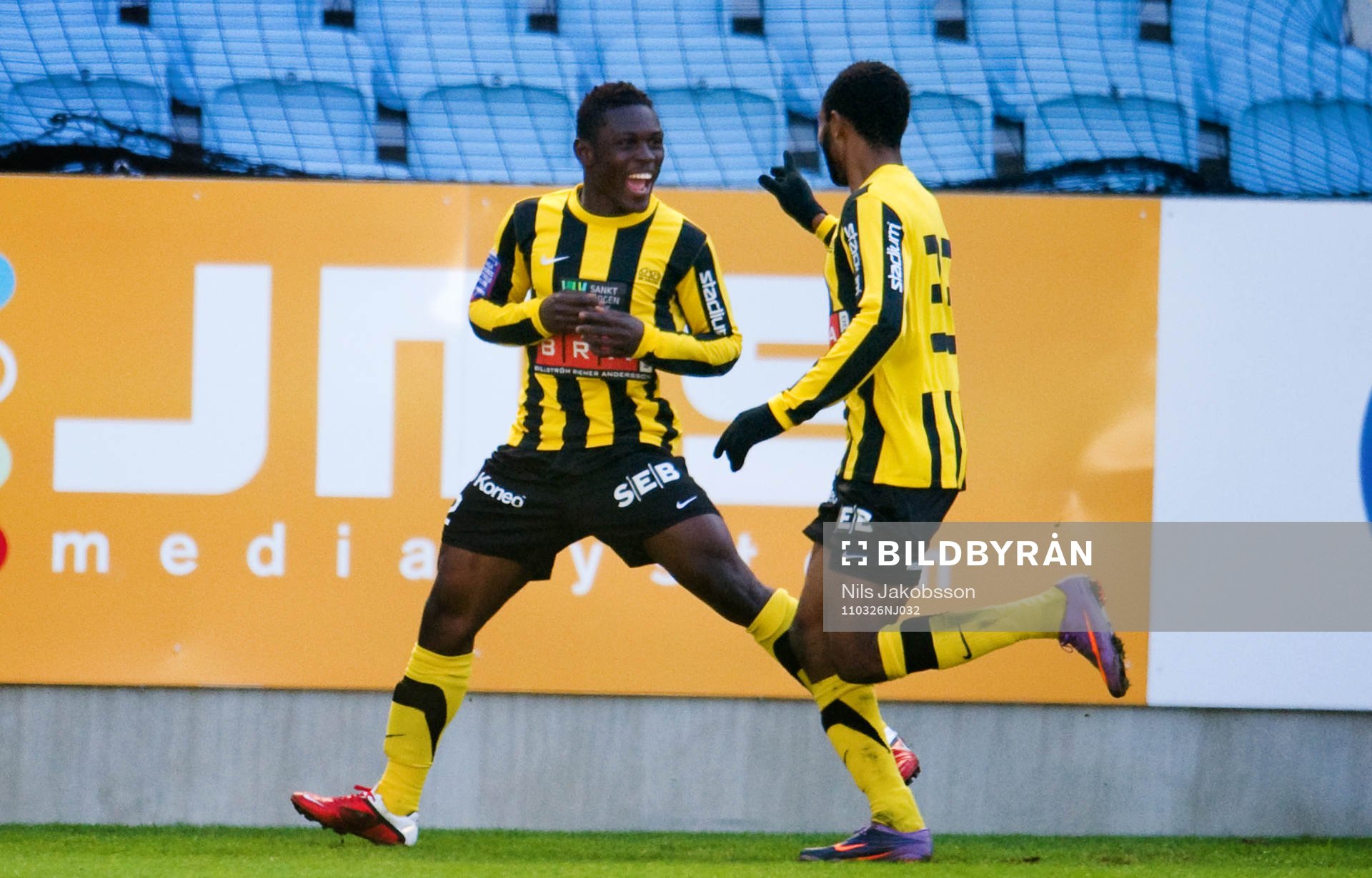 Mathias Ranégie, Rene Makondele, Häcken, jubel