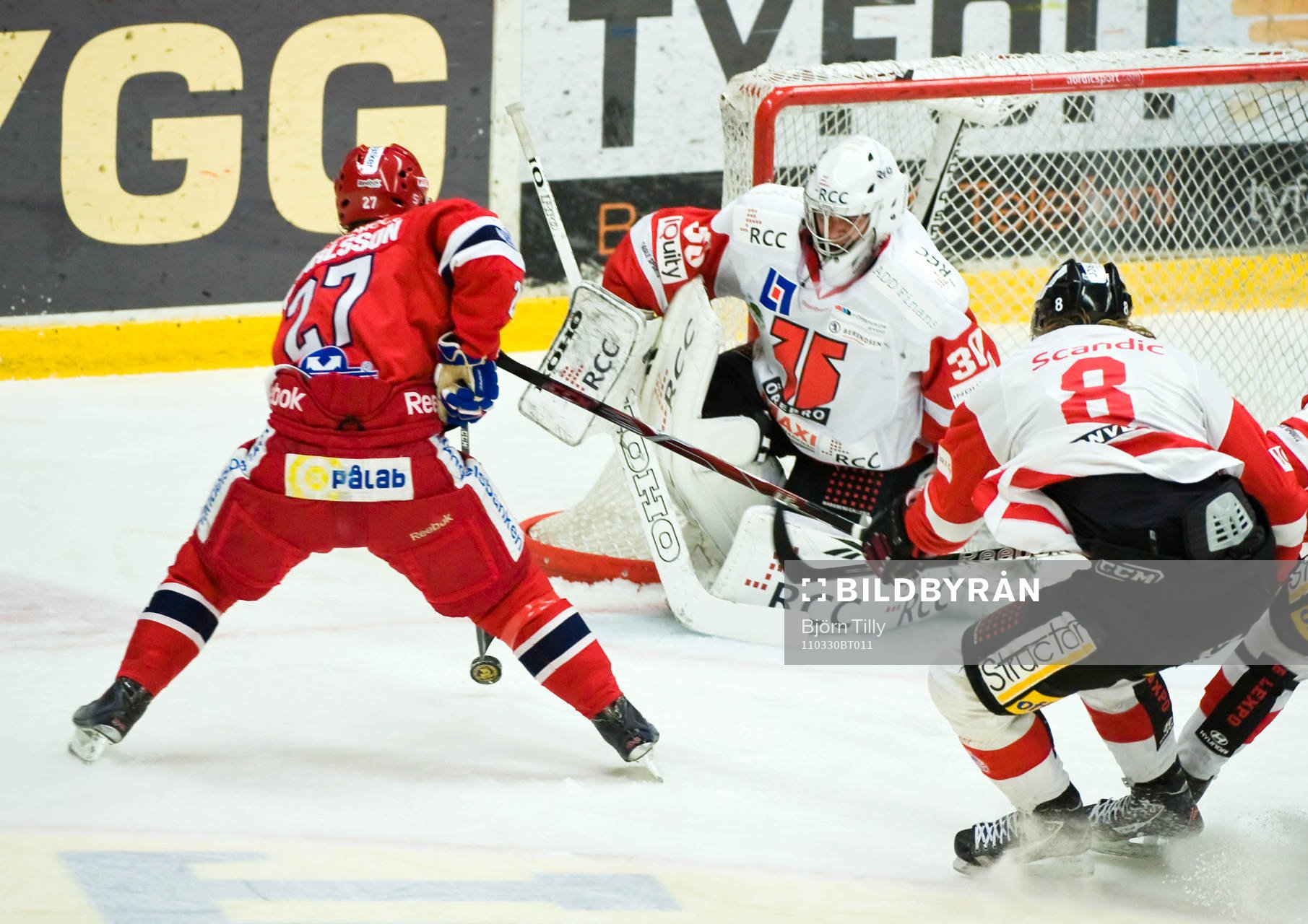 Patrik Carlsson, Södertälje och Ola Nilsson, målvakt,