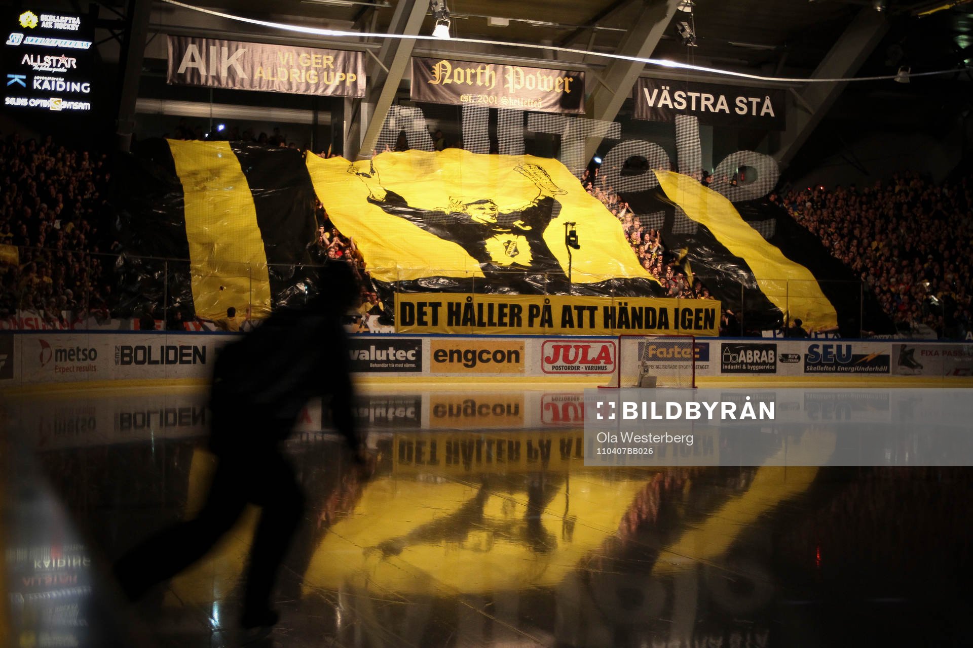 Tifo för Skellefteå  i SM-finalen mot Färjestad
