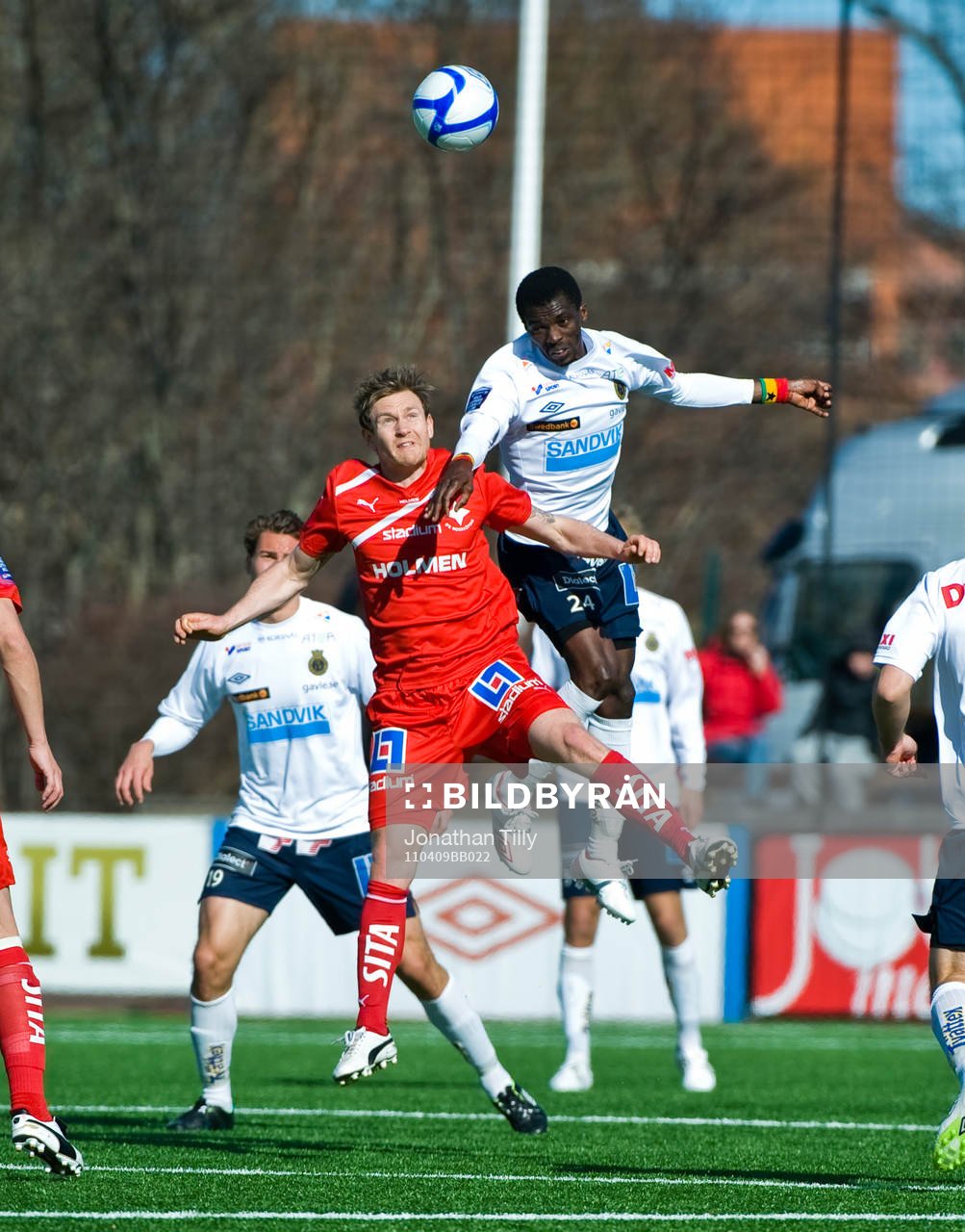 Marcus Falk Olander, Norrköping och Yussif Chibsah, Gefle