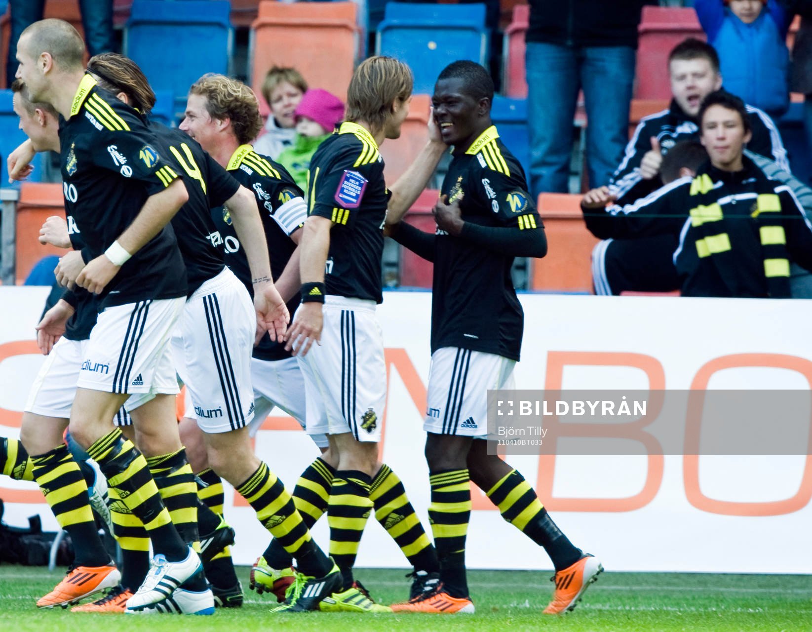 Martin Lorentzson och Ibrahim Bangura, AIK, jubel