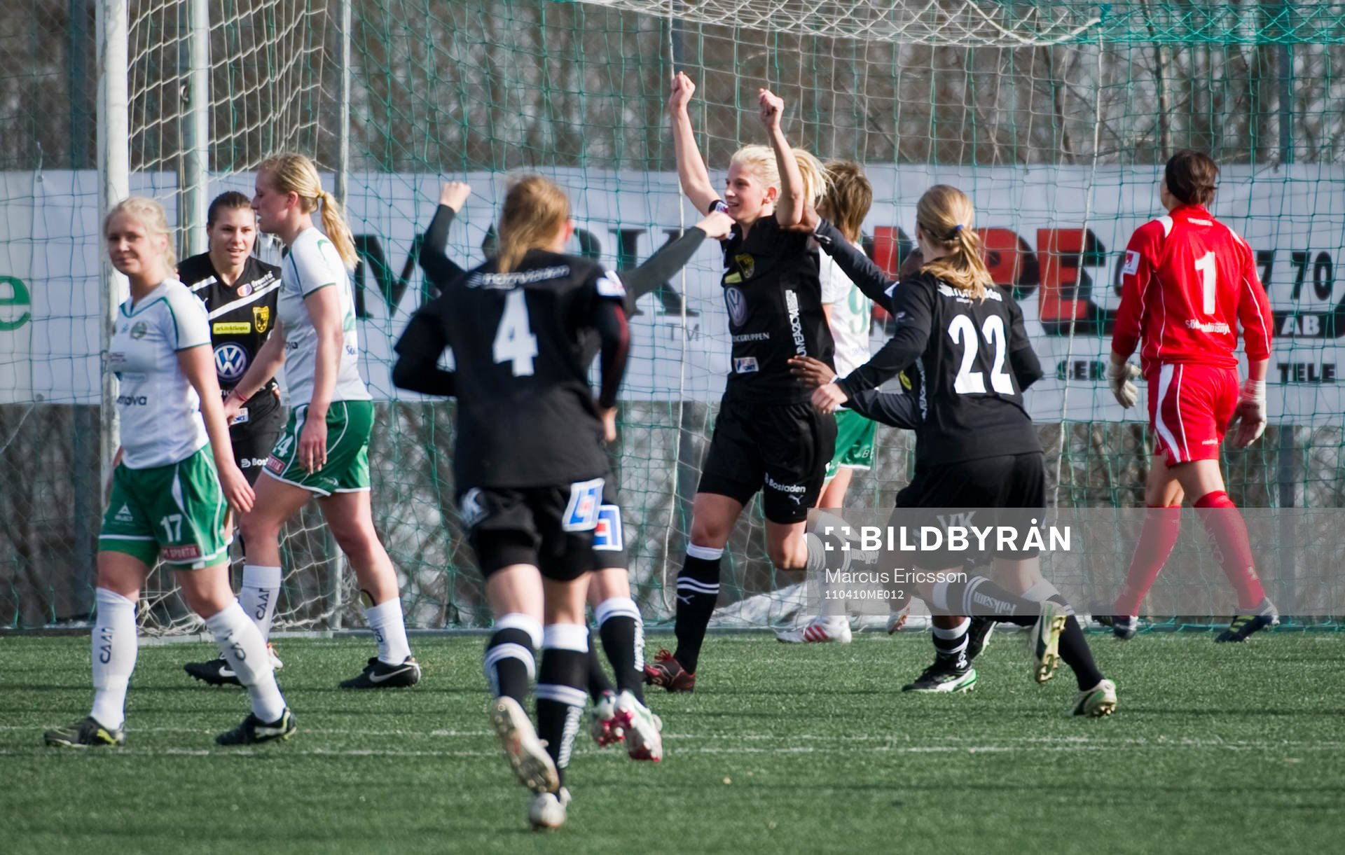  Sofia Jakobsson, Umeå jubel efter 0-2