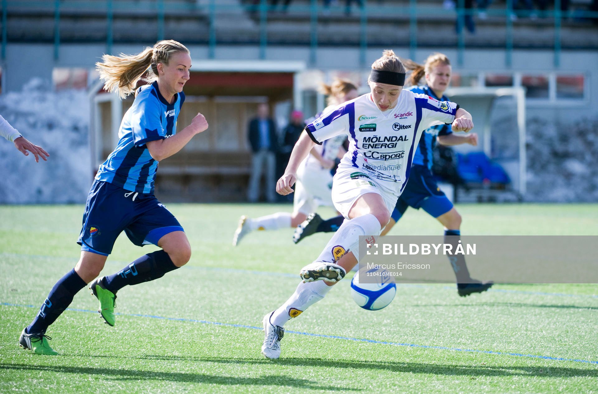  Emma Lundh, Djurgården och Rebecca Angus, Jitex