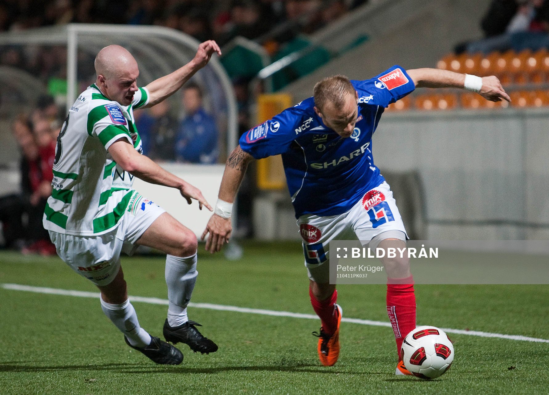Patrik St Cyr, Västerås, hinner inte med i svängarna